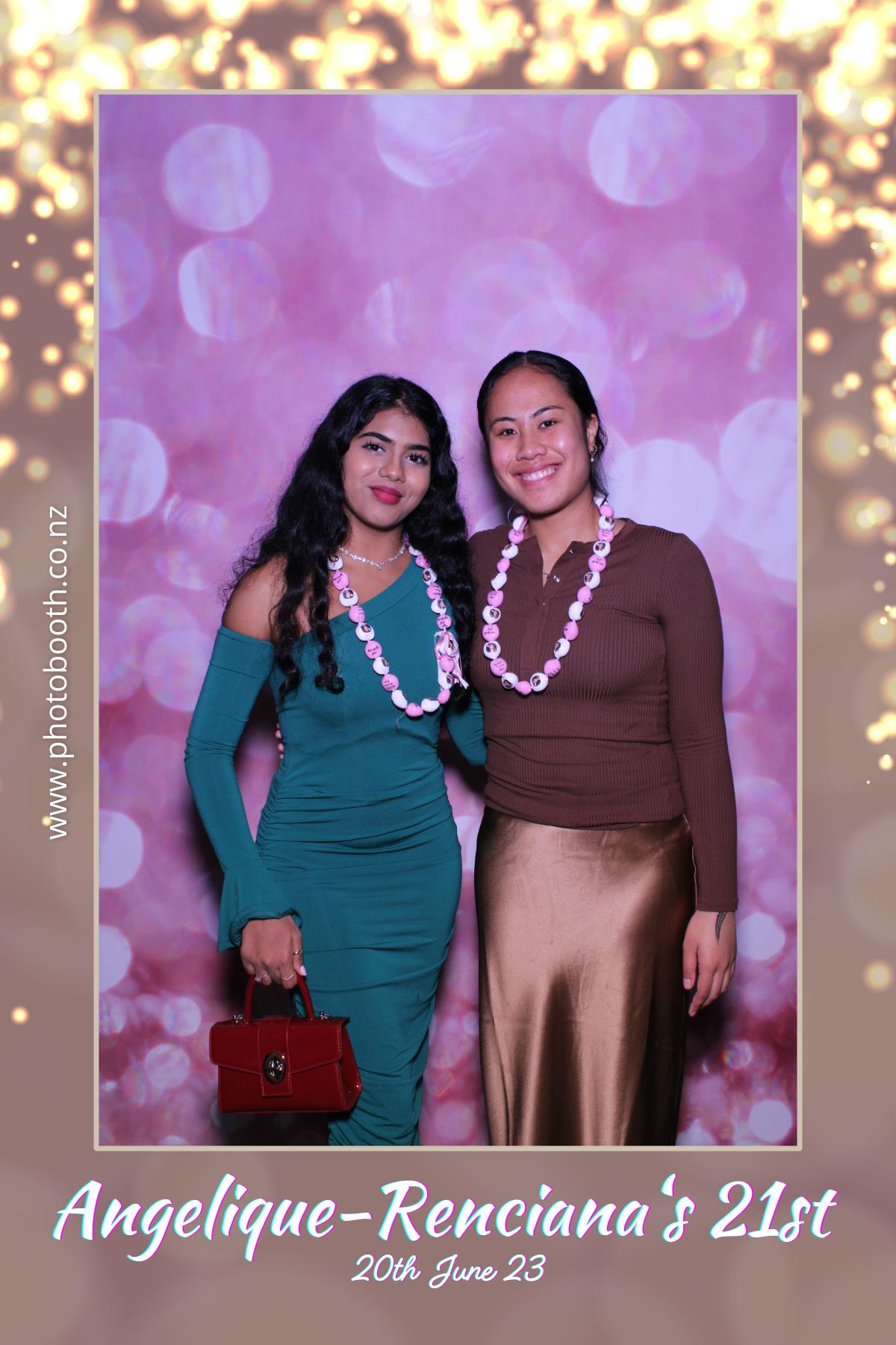 Angelique-Renciana 21st | View more photos from the event at gallery.photobooth.co.nz/u/SelfieCentral/Angelique-Renciana-21st