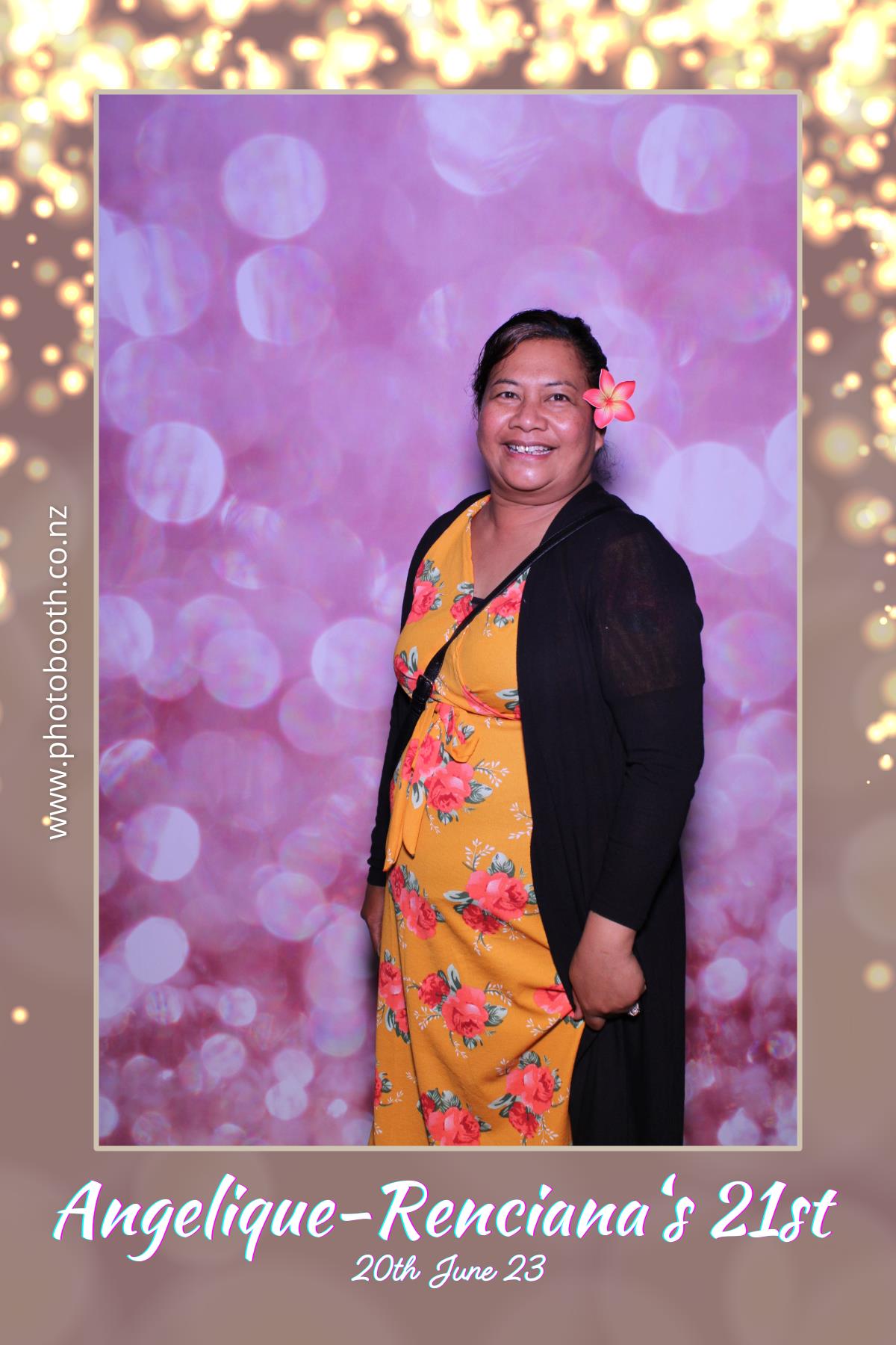 Angelique-Renciana 21st | View more photos from the event at gallery.photobooth.co.nz/u/SelfieCentral/Angelique-Renciana-21st