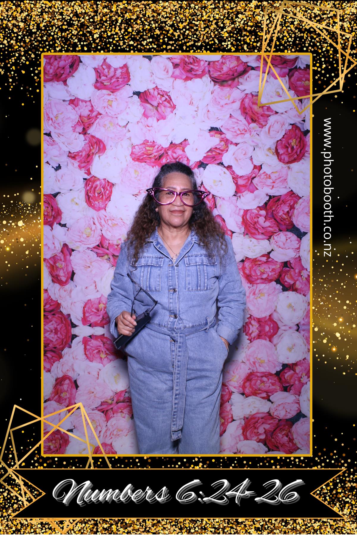 Dana's Birthday | View more photos from the event at gallery.photobooth.co.nz/u/SelfieCentral/Danas-Birthday