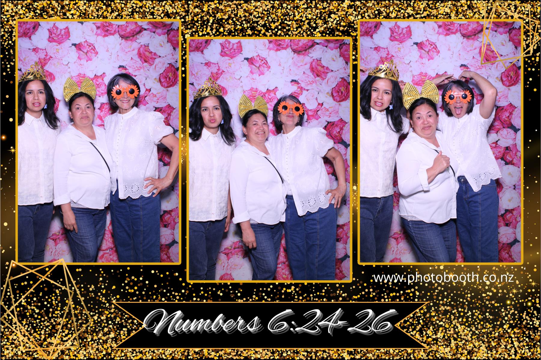 Dana's Birthday | View more photos from the event at gallery.photobooth.co.nz/u/SelfieCentral/Danas-Birthday