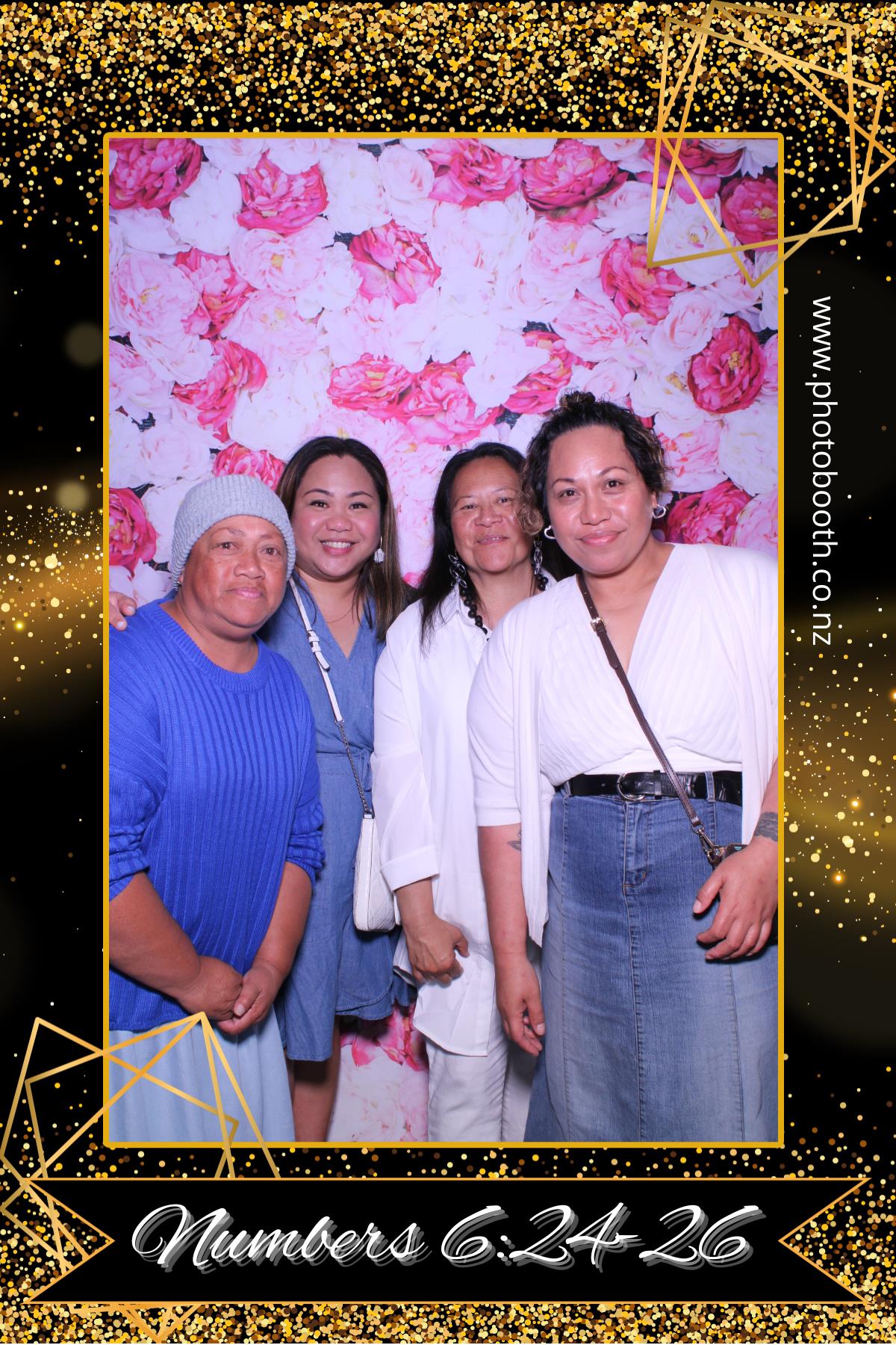 Dana's Birthday | View more photos from the event at gallery.photobooth.co.nz/u/SelfieCentral/Danas-Birthday