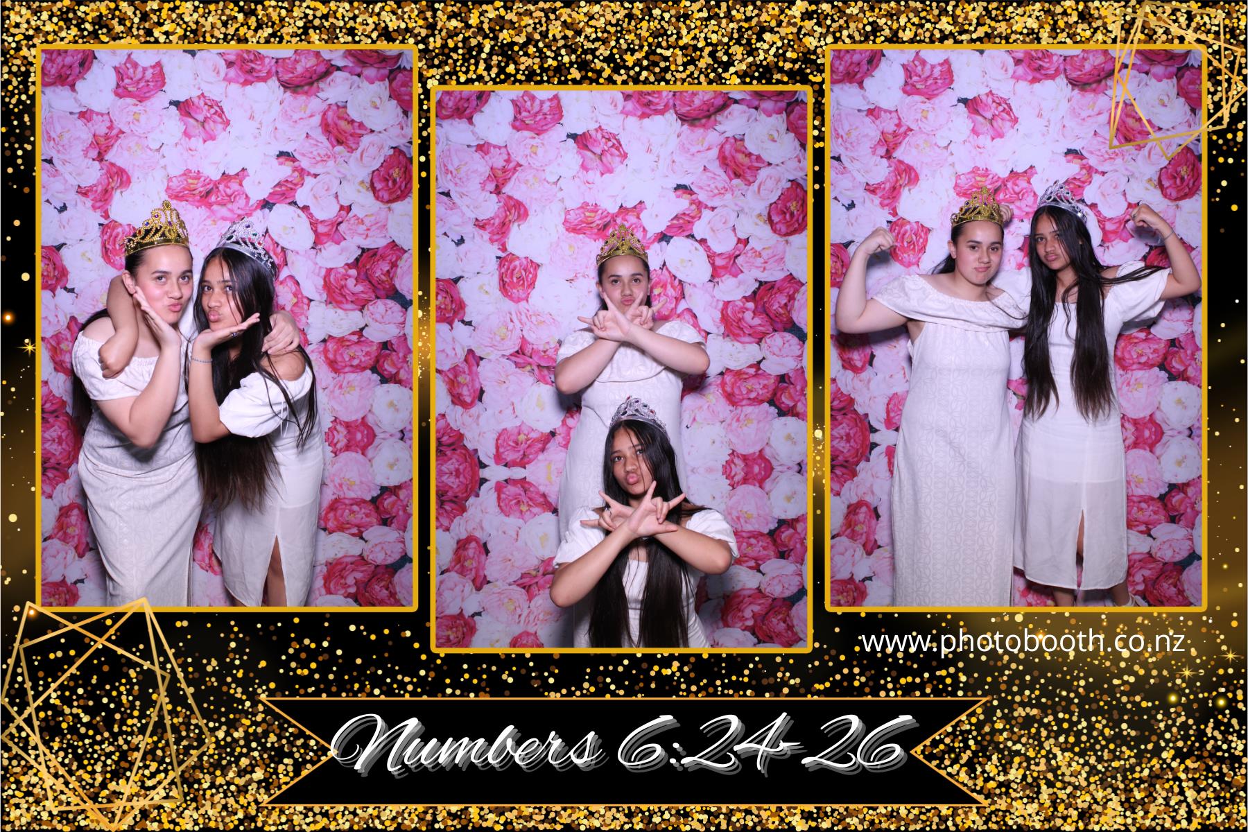 Dana's Birthday | View more photos from the event at gallery.photobooth.co.nz/u/SelfieCentral/Danas-Birthday