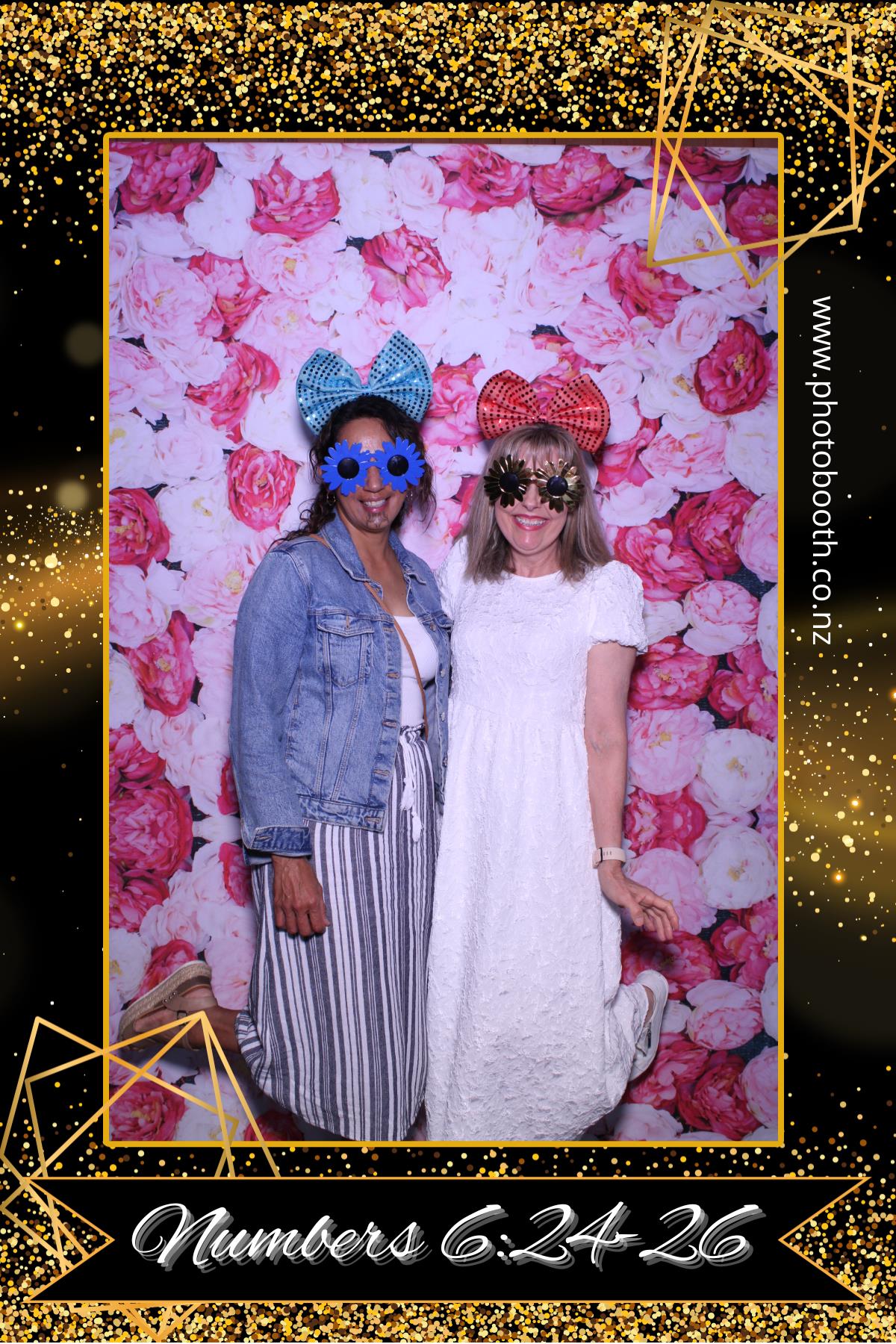 Dana's Birthday | View more photos from the event at gallery.photobooth.co.nz/u/SelfieCentral/Danas-Birthday