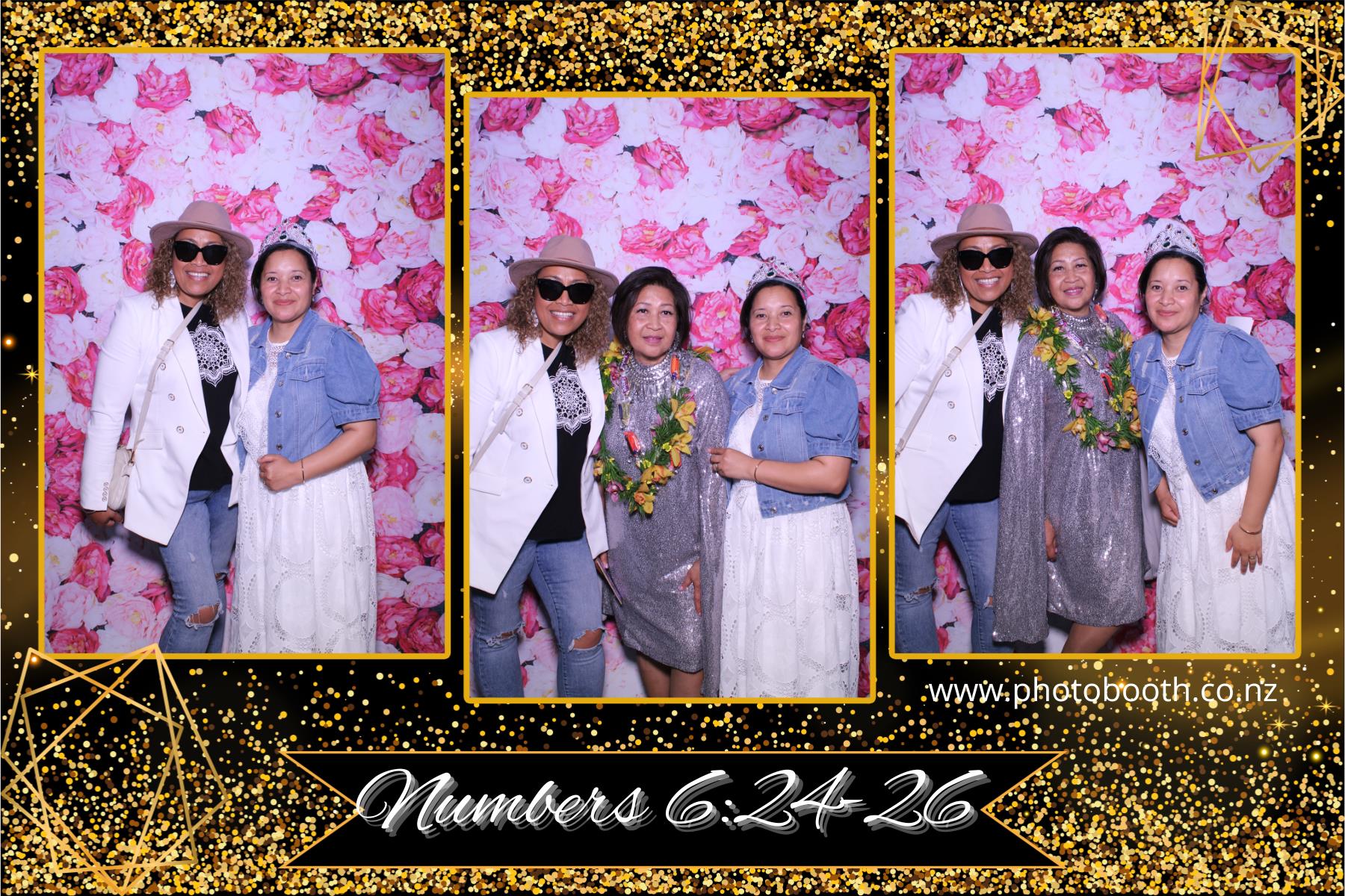 Dana's Birthday | View more photos from the event at gallery.photobooth.co.nz/u/SelfieCentral/Danas-Birthday