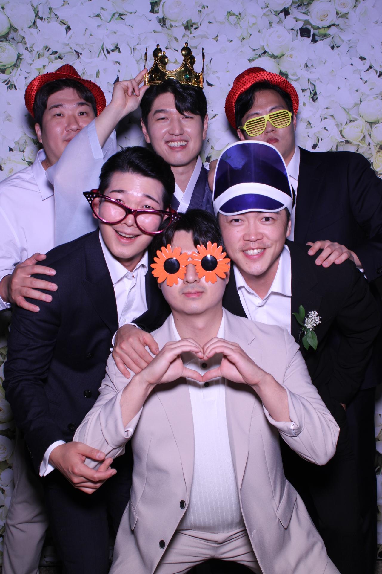 Elizabeth and David's Wedding | View more photos from the event at gallery.photobooth.co.nz/u/SelfieCentral/Elizabeth-and-Davids-Wedding