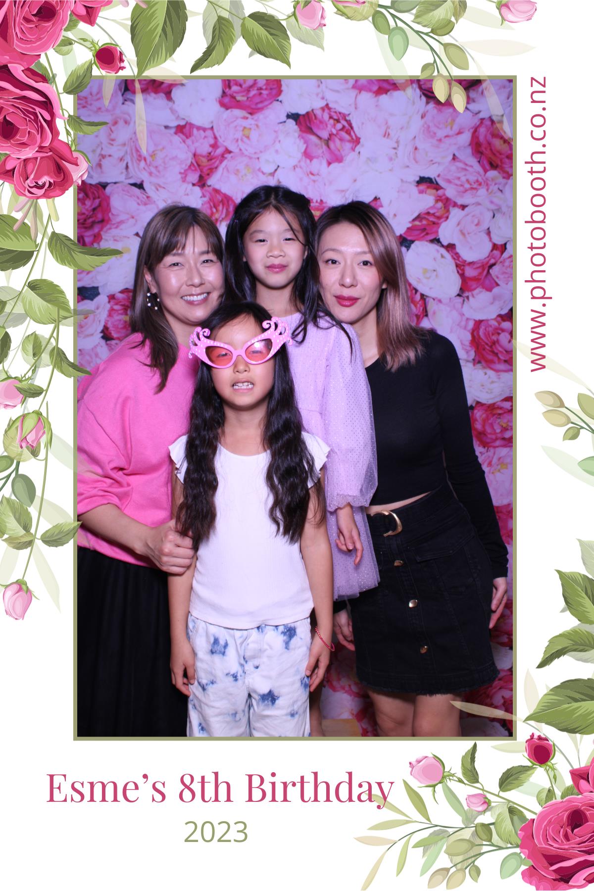 Esme's 8th Birthday | View more photos from the event at gallery.photobooth.co.nz/u/SelfieCentral/Esmes-8th-Birthday