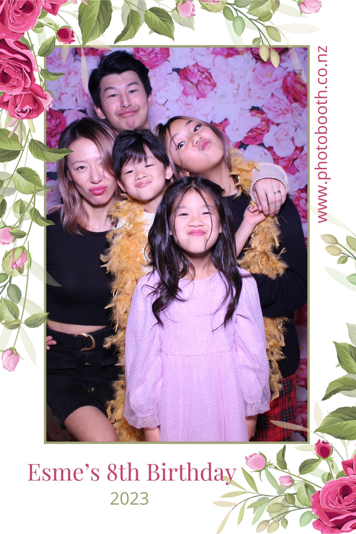 Esme's 8th Birthday | View more photos from the event at gallery.photobooth.co.nz/u/SelfieCentral/Esmes-8th-Birthday