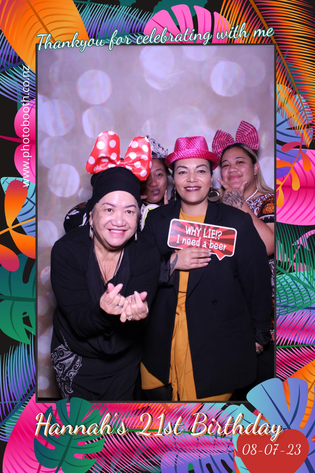 Hannah's 21st Birthday | View more photos from the event at gallery.photobooth.co.nz/u/SelfieCentral/Hannahs-21st-Birthday