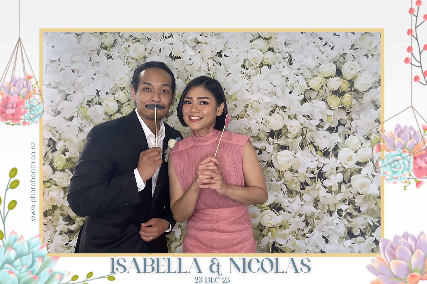 Isabella & Nicolas's Wedding | View more photos from the event at gallery.photobooth.co.nz/u/SelfieCentral/Isabella-Nicolass-Wedding