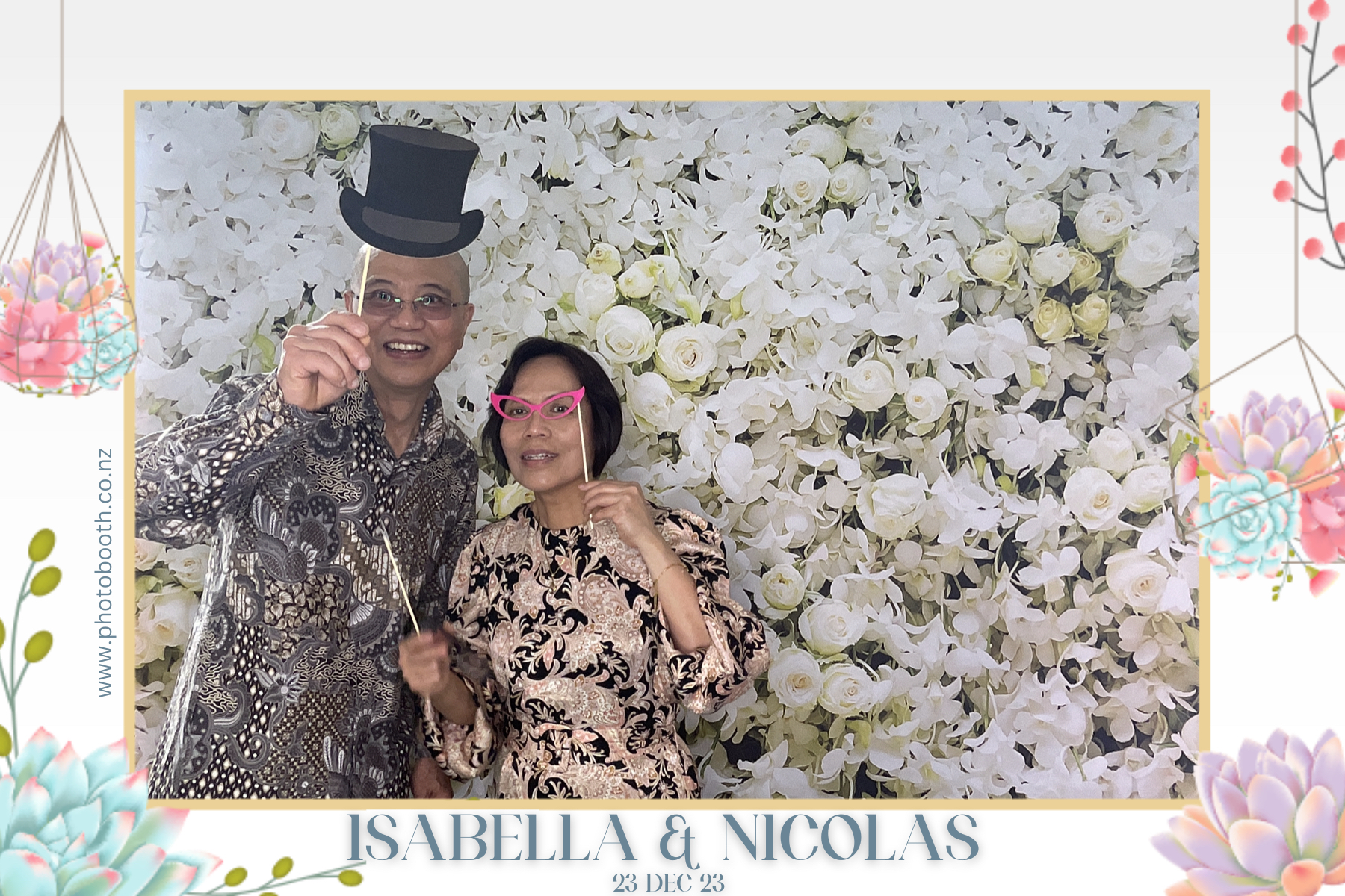 Isabella & Nicolas's Wedding | View more photos from the event at gallery.photobooth.co.nz/u/SelfieCentral/Isabella-Nicolass-Wedding