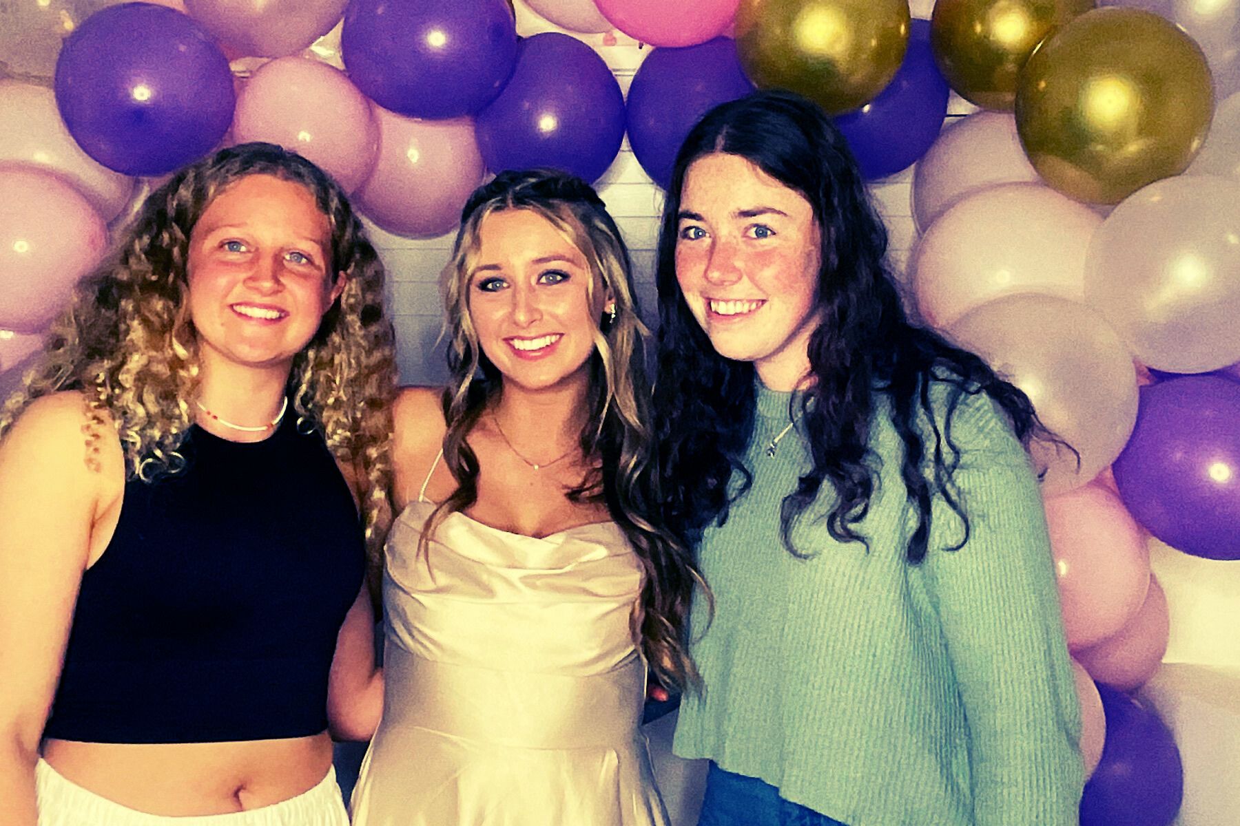 Izzy's Pre Ball | View more photos from the event at gallery.photobooth.co.nz/u/SelfieCentral/Izzys-Pre-Ball-0