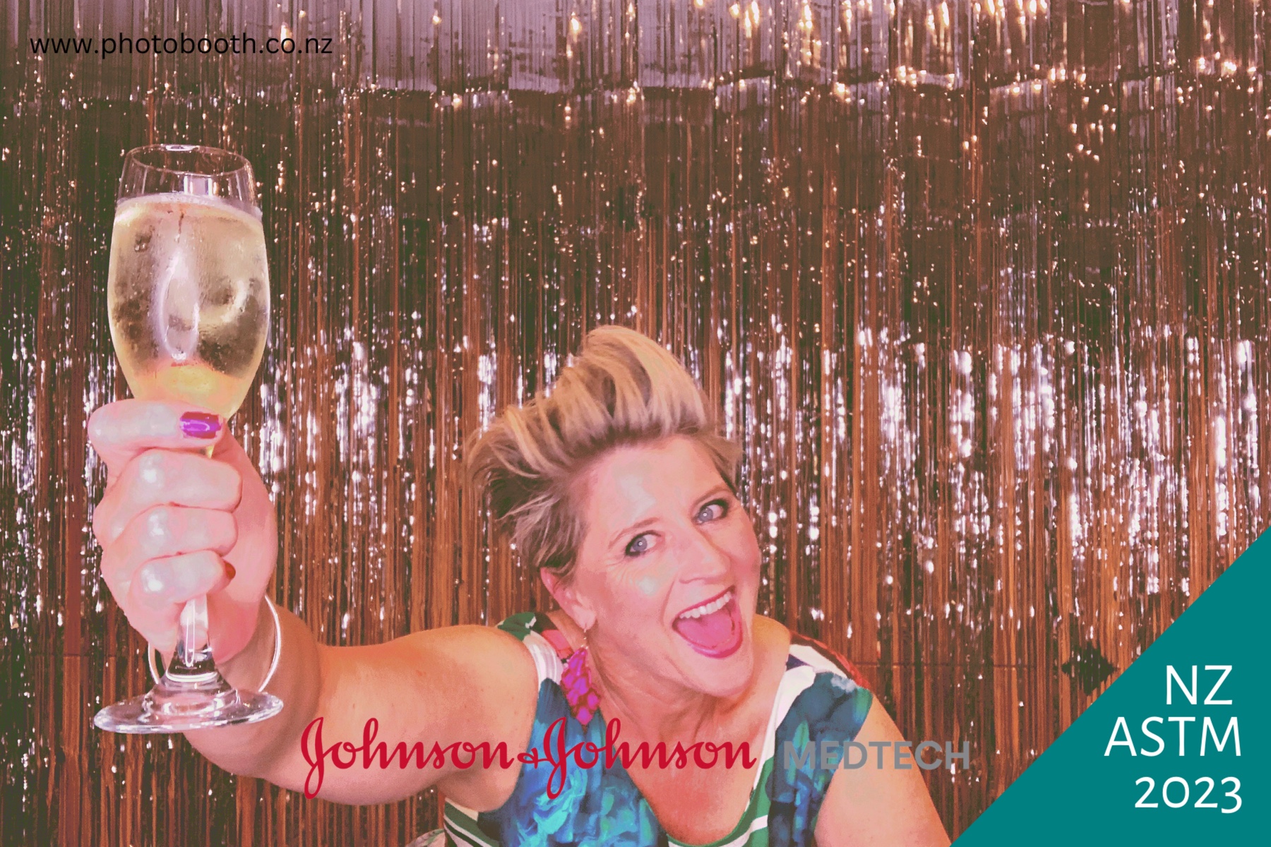 J & J Awards Night | View more photos from the event at gallery.photobooth.co.nz/u/SelfieCentral/J-J-Awards-Night