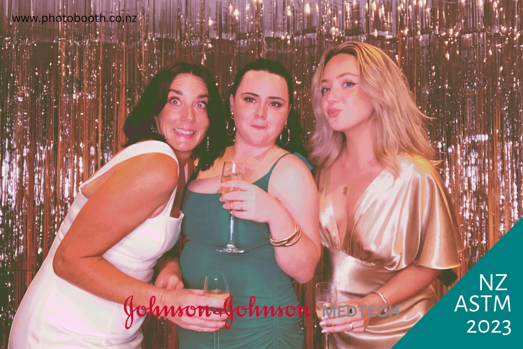 J & J Awards Night | View more photos from the event at gallery.photobooth.co.nz/u/SelfieCentral/J-J-Awards-Night