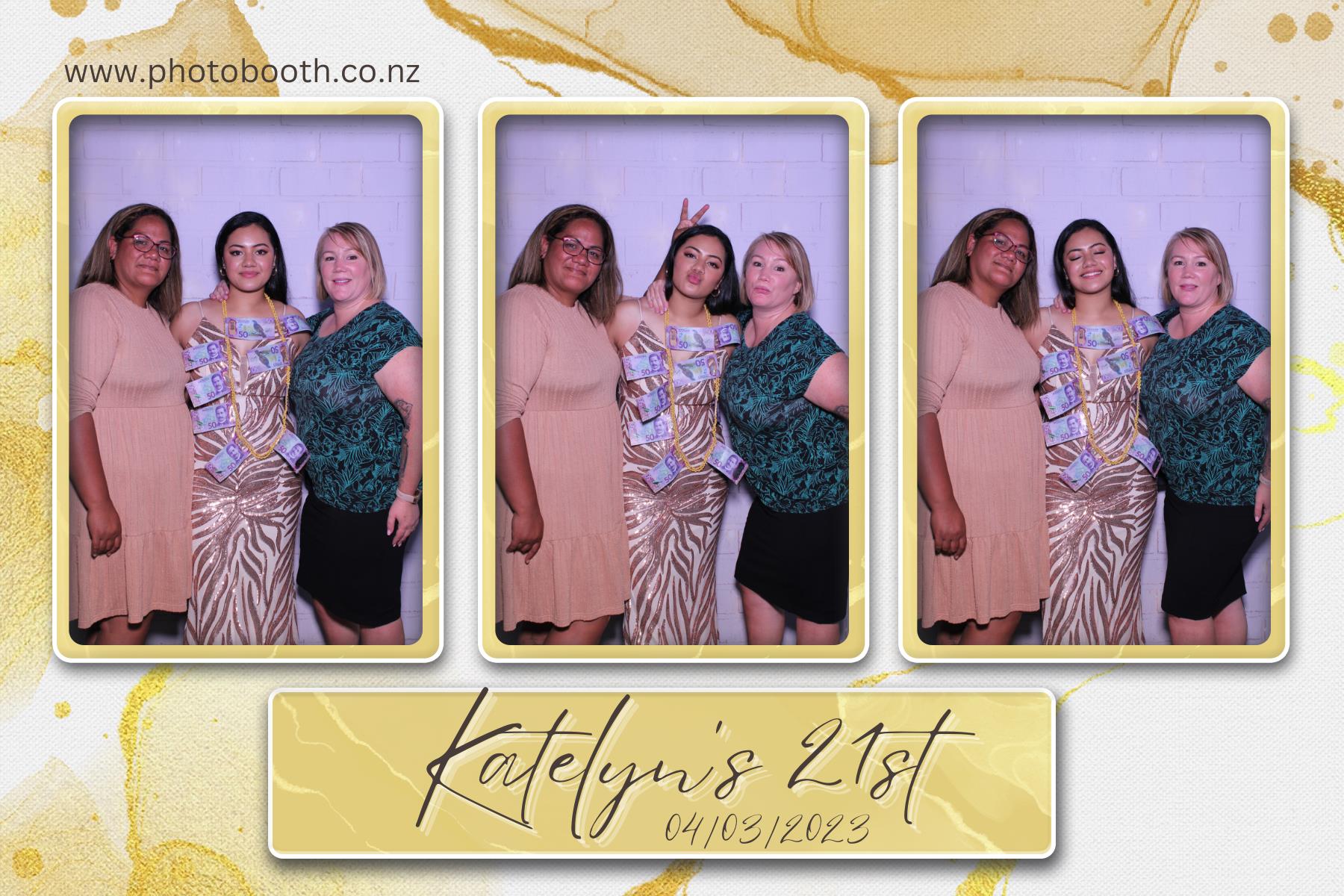 Katelyn's 21st | View more photos from the event at gallery.photobooth.co.nz/u/SelfieCentral/Katelyns-21st