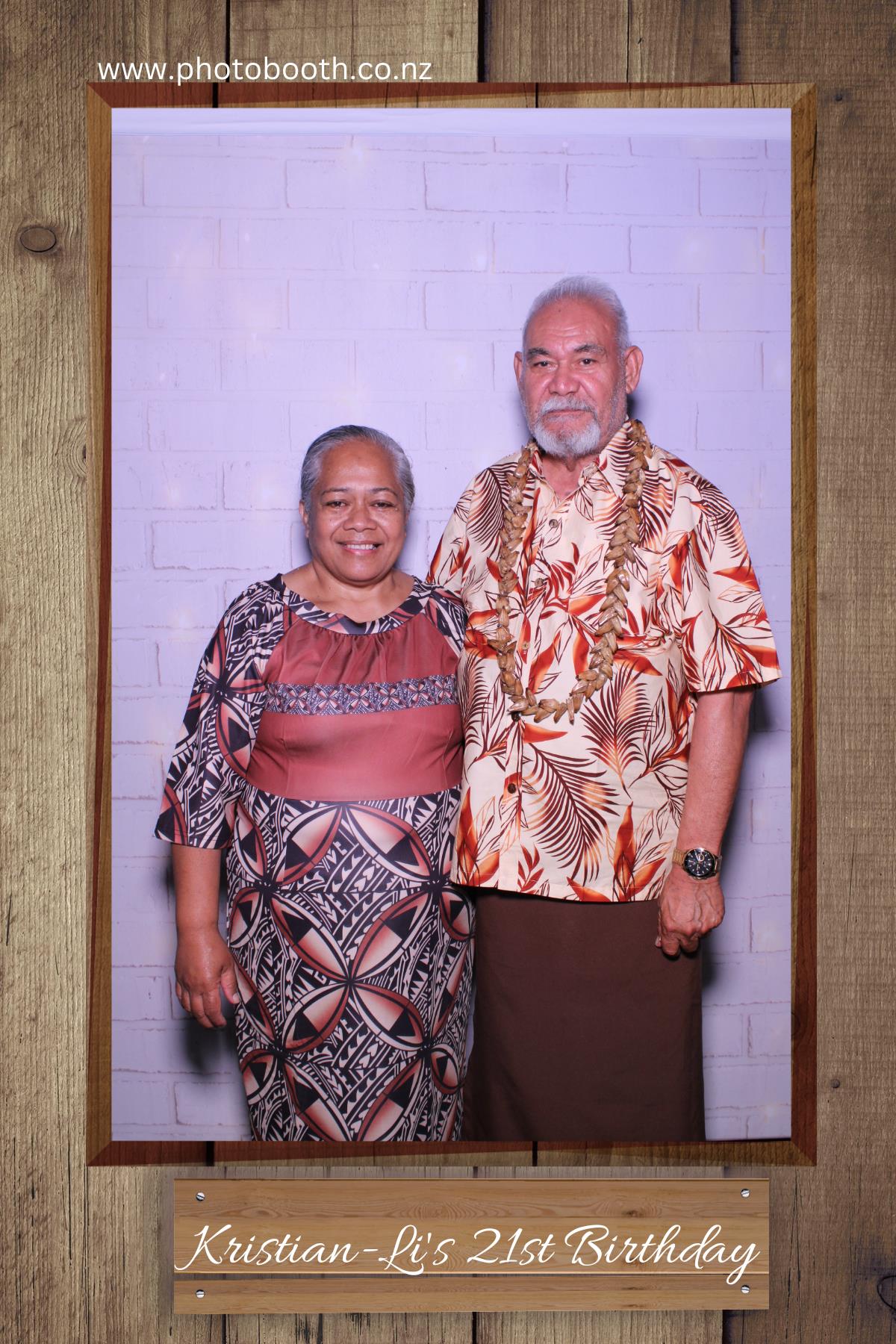 Kristian-Li's 21st | View more photos from the event at gallery.photobooth.co.nz/u/SelfieCentral/Kristian-Lis-21st