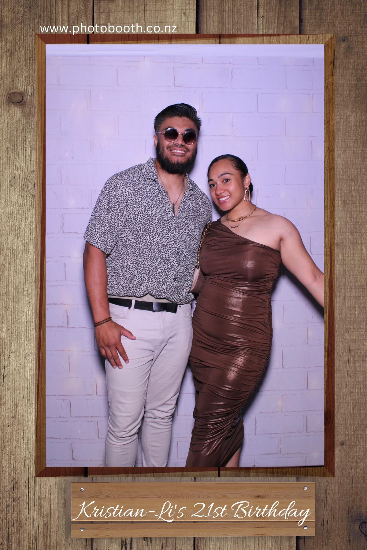 Kristian-Li's 21st | View more photos from the event at gallery.photobooth.co.nz/u/SelfieCentral/Kristian-Lis-21st