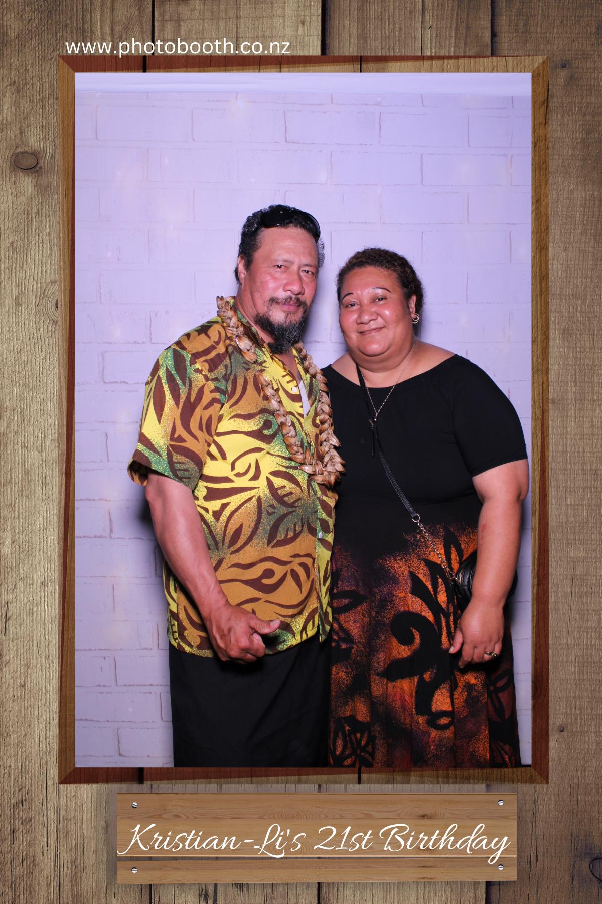 Kristian-Li's 21st | View more photos from the event at gallery.photobooth.co.nz/u/SelfieCentral/Kristian-Lis-21st