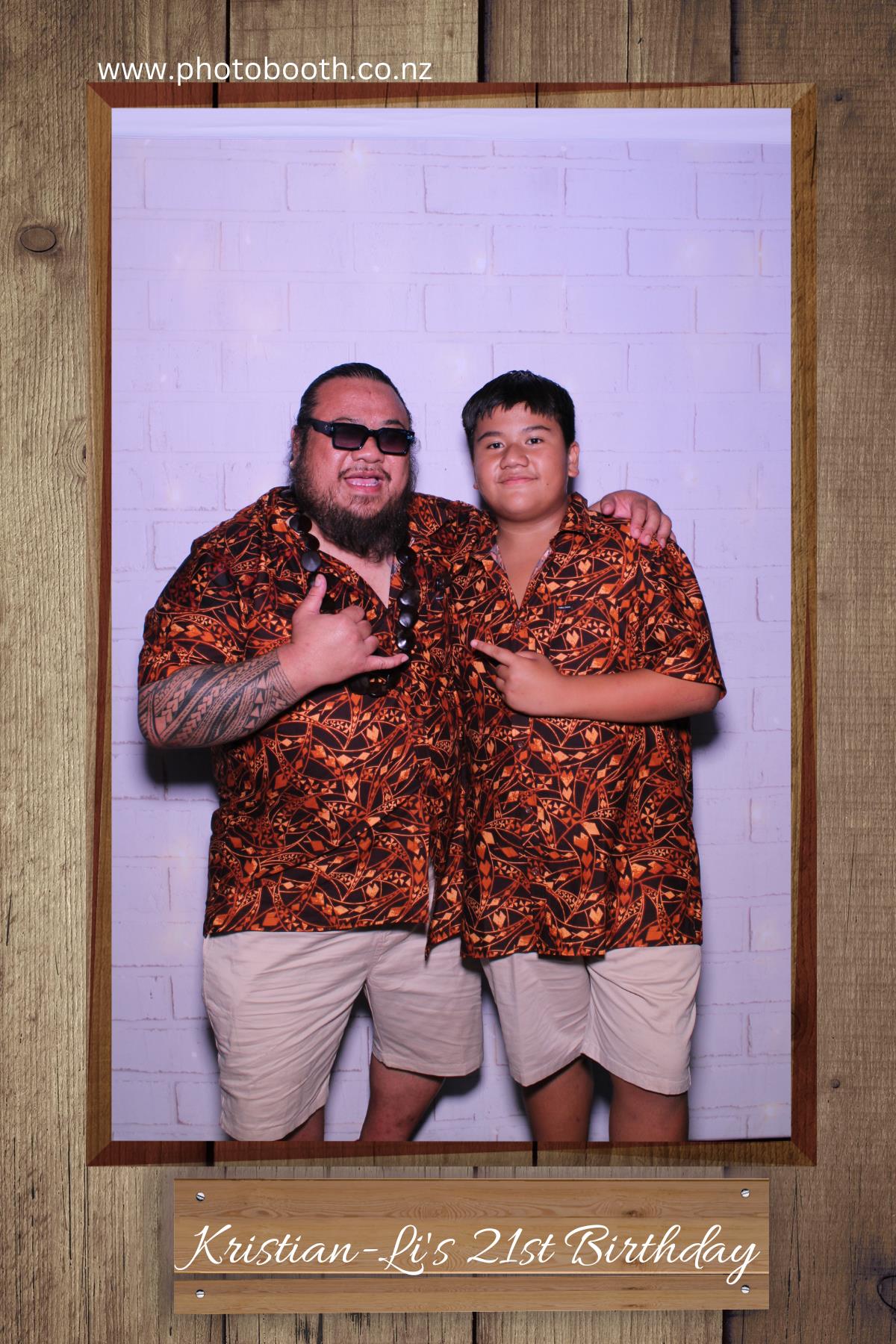 Kristian-Li's 21st | View more photos from the event at gallery.photobooth.co.nz/u/SelfieCentral/Kristian-Lis-21st