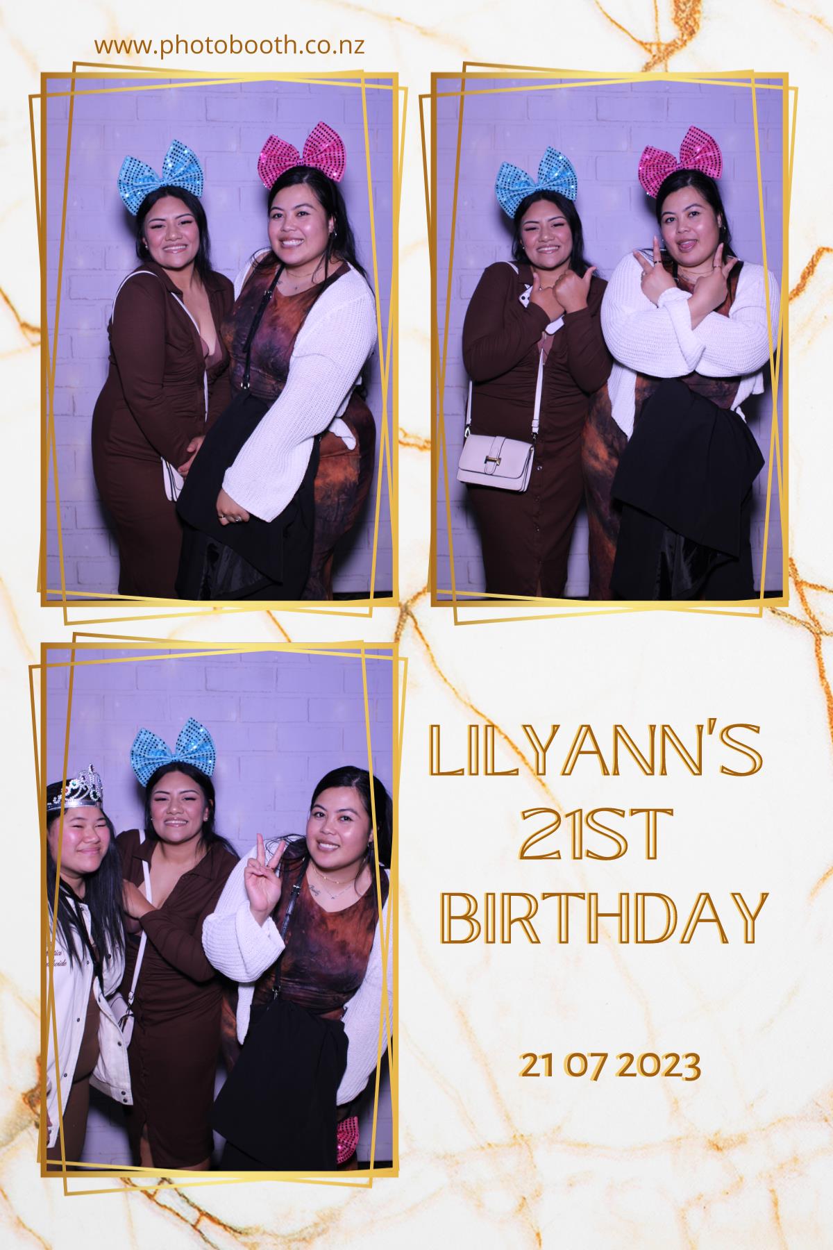 Lilyann's 21st | View more photos from the event at gallery.photobooth.co.nz/u/SelfieCentral/Lilyanns-21st
