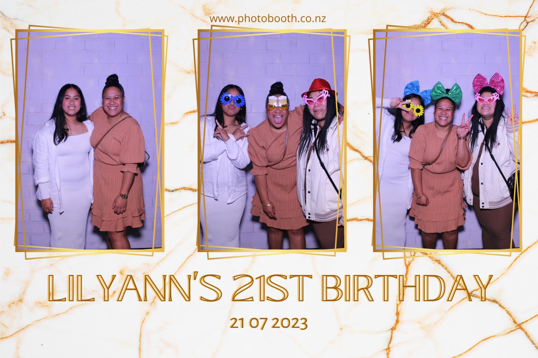 Lilyann's 21st | View more photos from the event at gallery.photobooth.co.nz/u/SelfieCentral/Lilyanns-21st