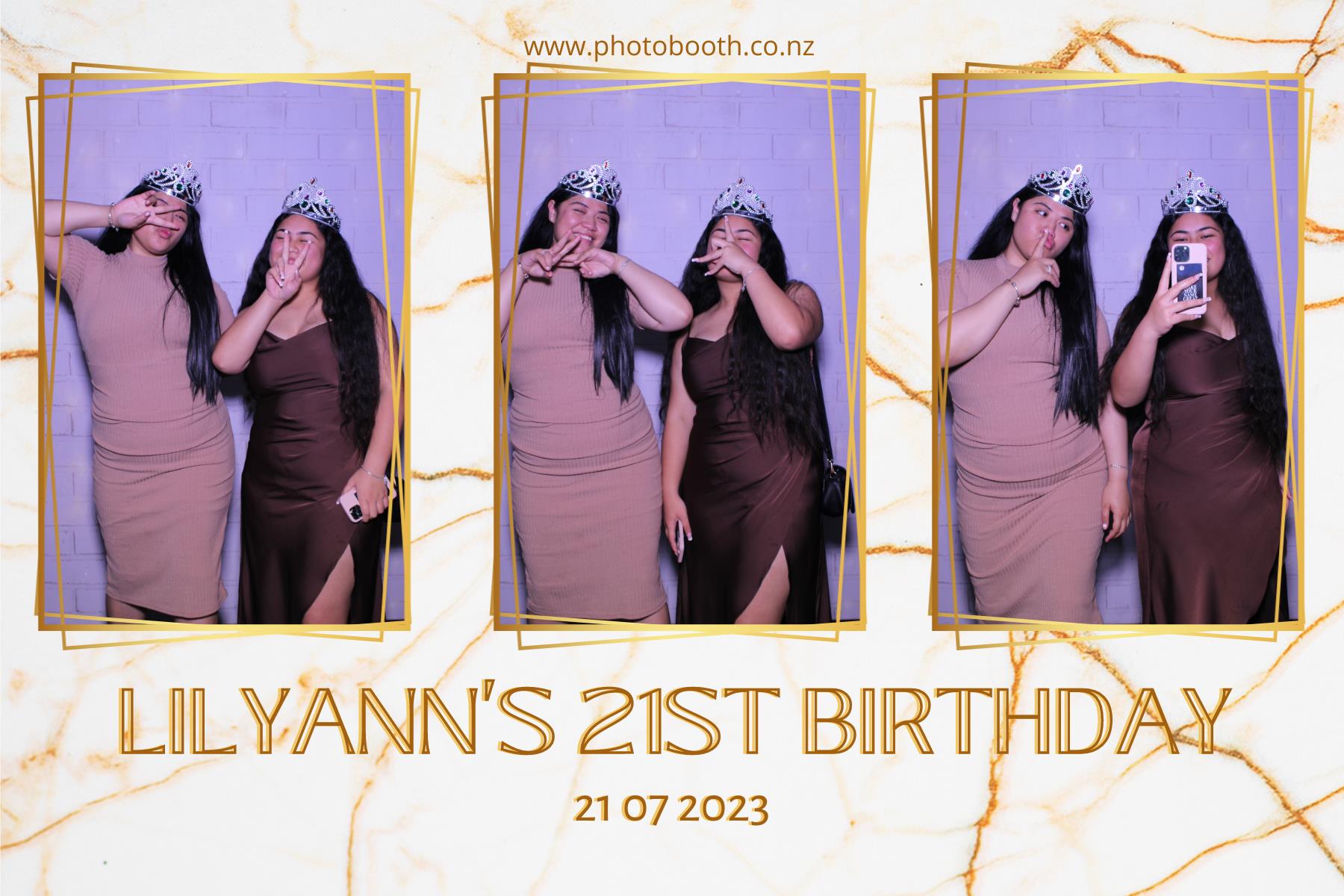 Lilyann's 21st | View more photos from the event at gallery.photobooth.co.nz/u/SelfieCentral/Lilyanns-21st