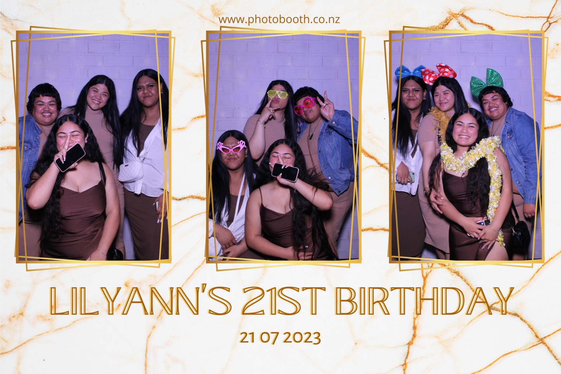 Lilyann's 21st | View more photos from the event at gallery.photobooth.co.nz/u/SelfieCentral/Lilyanns-21st