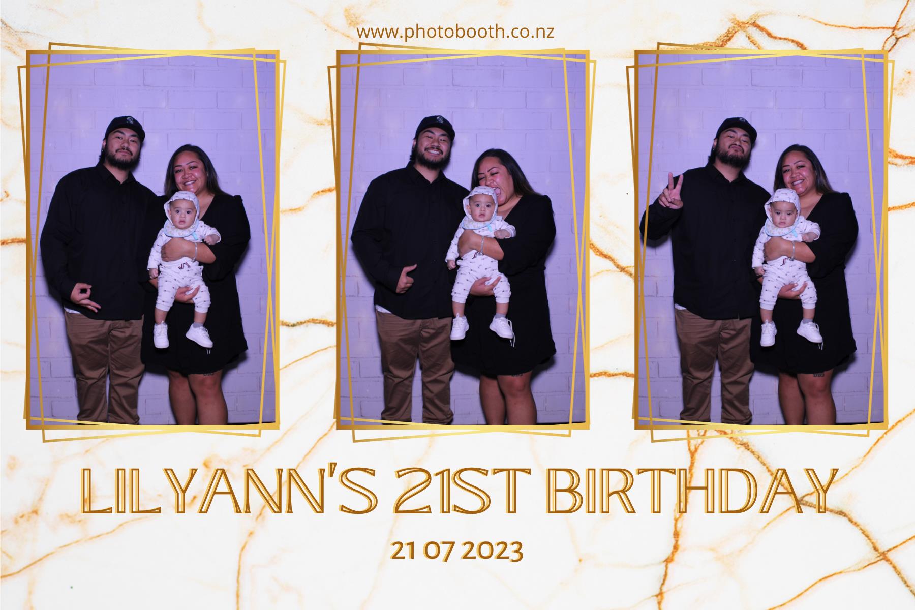 Lilyann's 21st | View more photos from the event at gallery.photobooth.co.nz/u/SelfieCentral/Lilyanns-21st