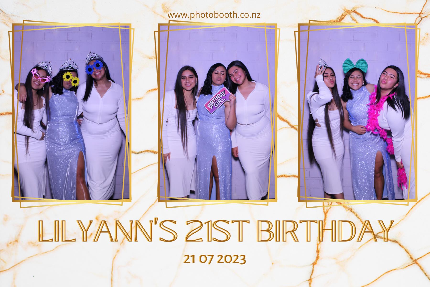 Lilyann's 21st | View more photos from the event at gallery.photobooth.co.nz/u/SelfieCentral/Lilyanns-21st