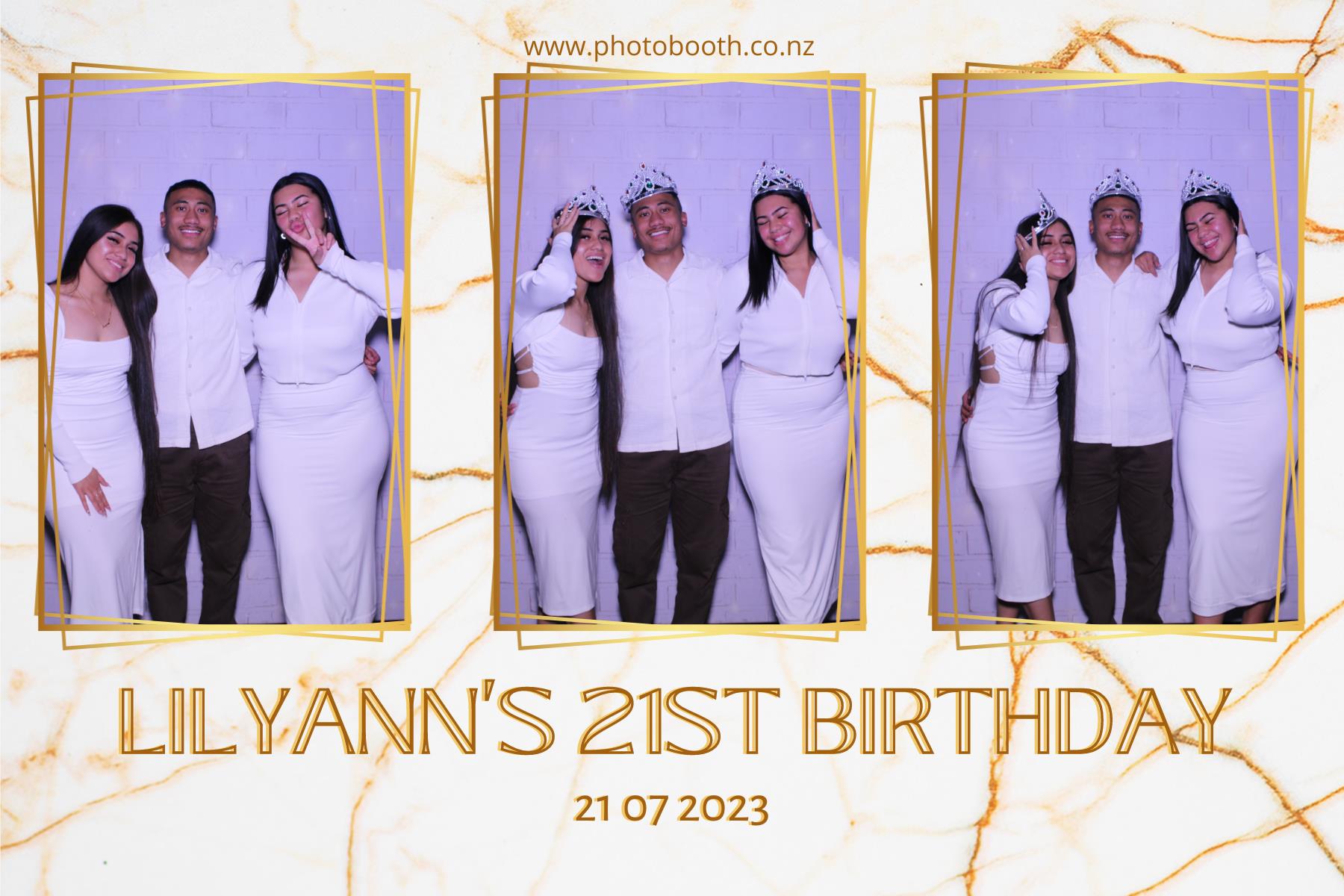 Lilyann's 21st | View more photos from the event at gallery.photobooth.co.nz/u/SelfieCentral/Lilyanns-21st