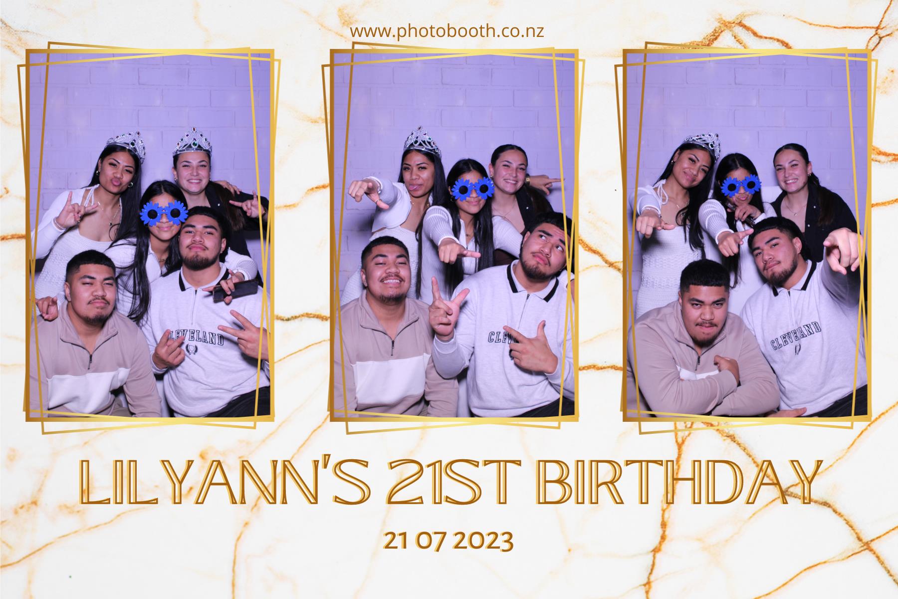 Lilyann's 21st | View more photos from the event at gallery.photobooth.co.nz/u/SelfieCentral/Lilyanns-21st