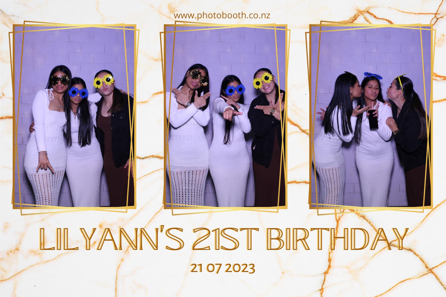 Lilyann's 21st | View more photos from the event at gallery.photobooth.co.nz/u/SelfieCentral/Lilyanns-21st