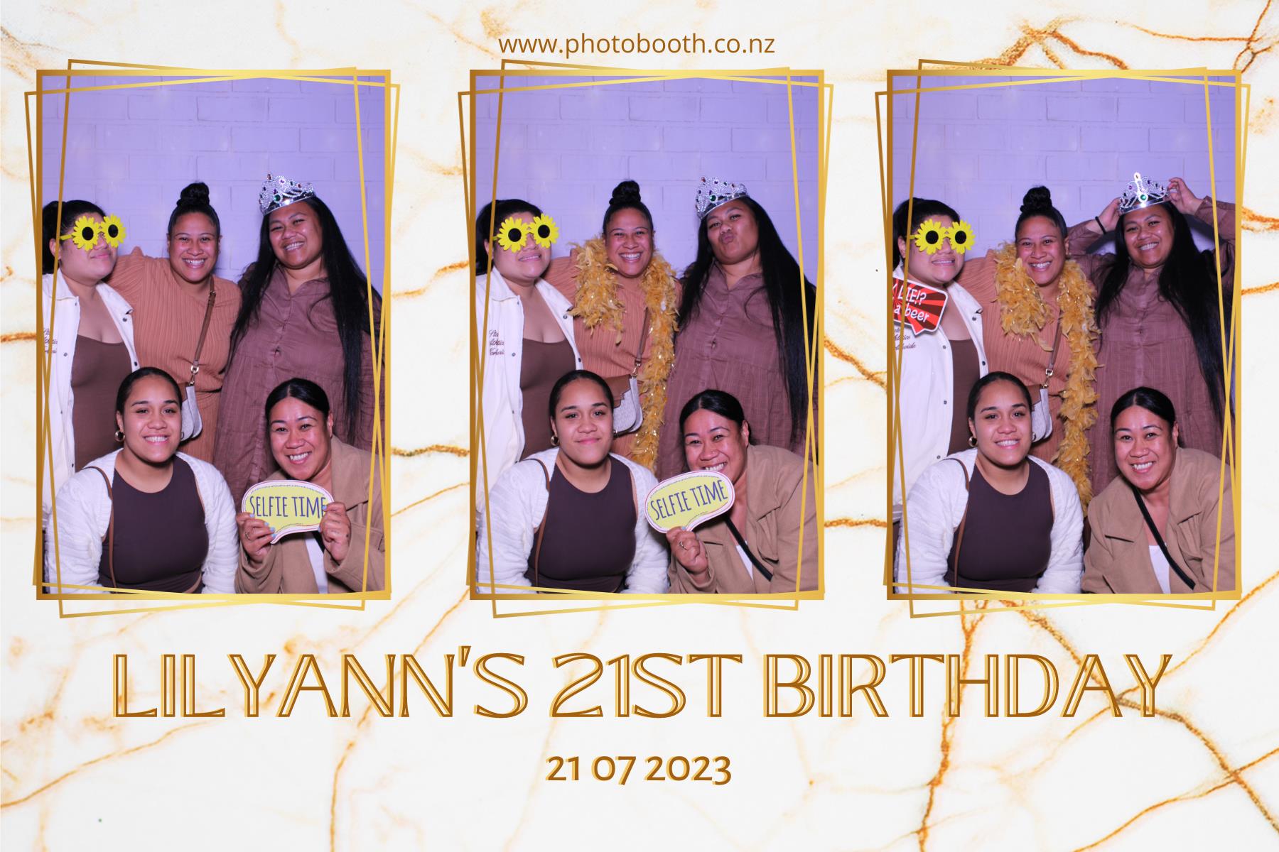 Lilyann's 21st | View more photos from the event at gallery.photobooth.co.nz/u/SelfieCentral/Lilyanns-21st