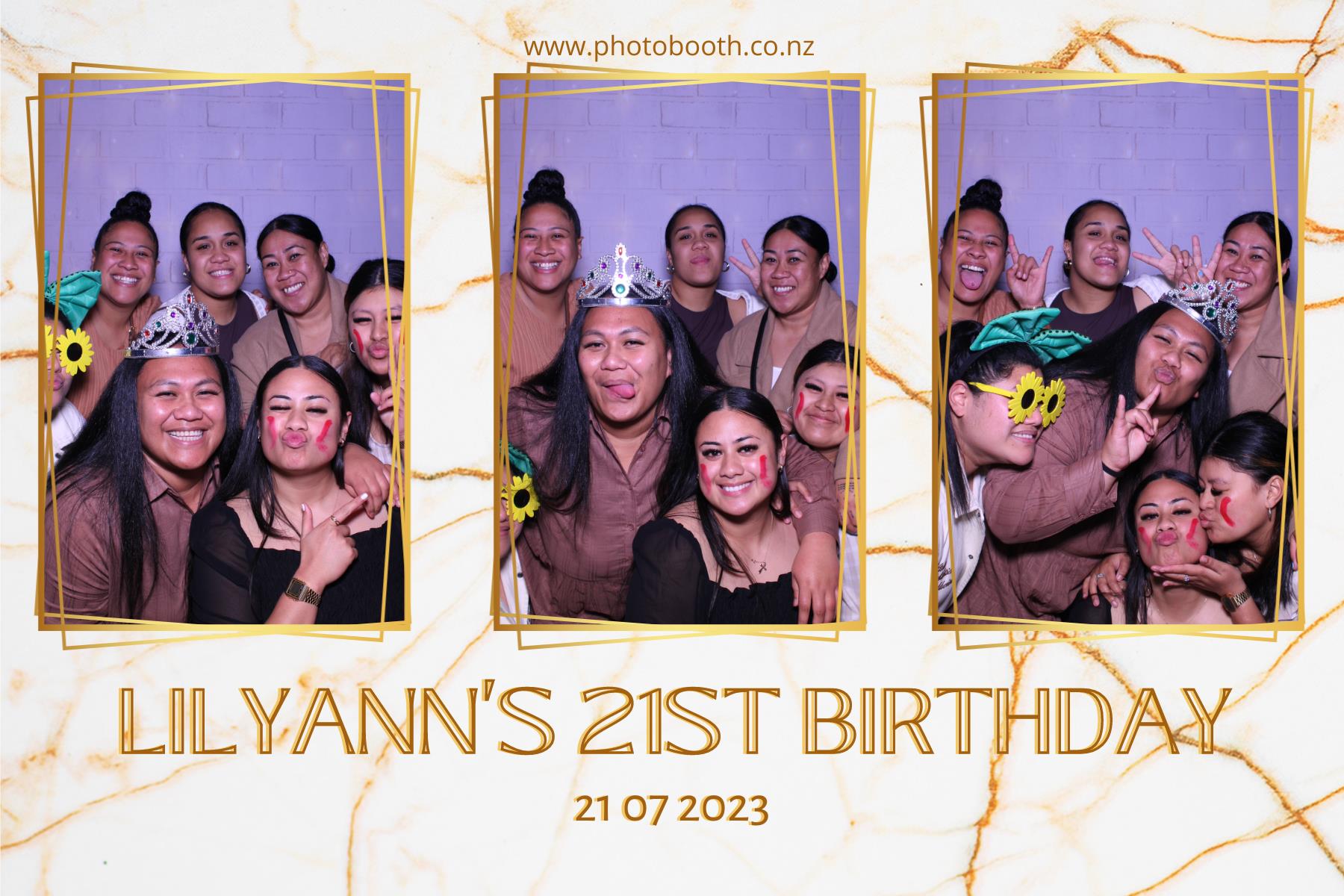Lilyann's 21st | View more photos from the event at gallery.photobooth.co.nz/u/SelfieCentral/Lilyanns-21st