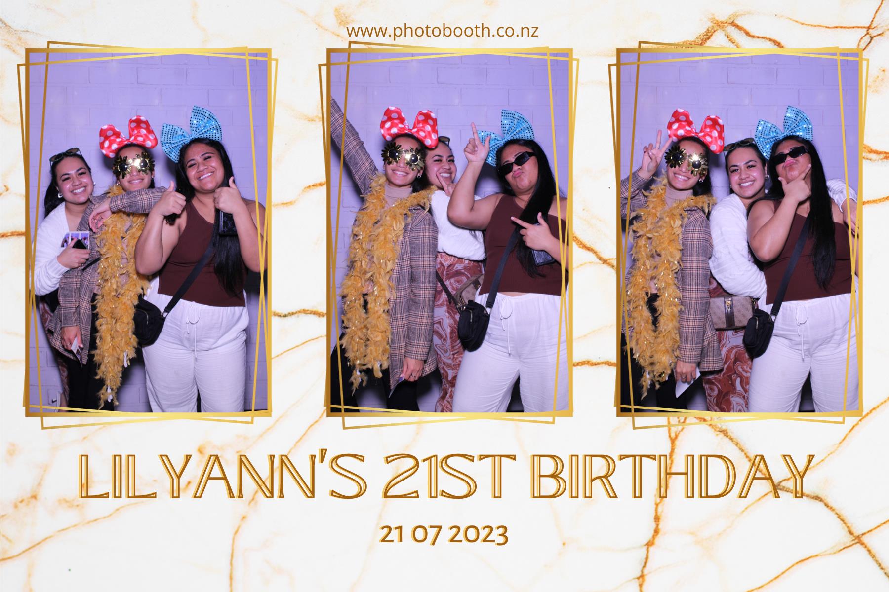 Lilyann's 21st | View more photos from the event at gallery.photobooth.co.nz/u/SelfieCentral/Lilyanns-21st
