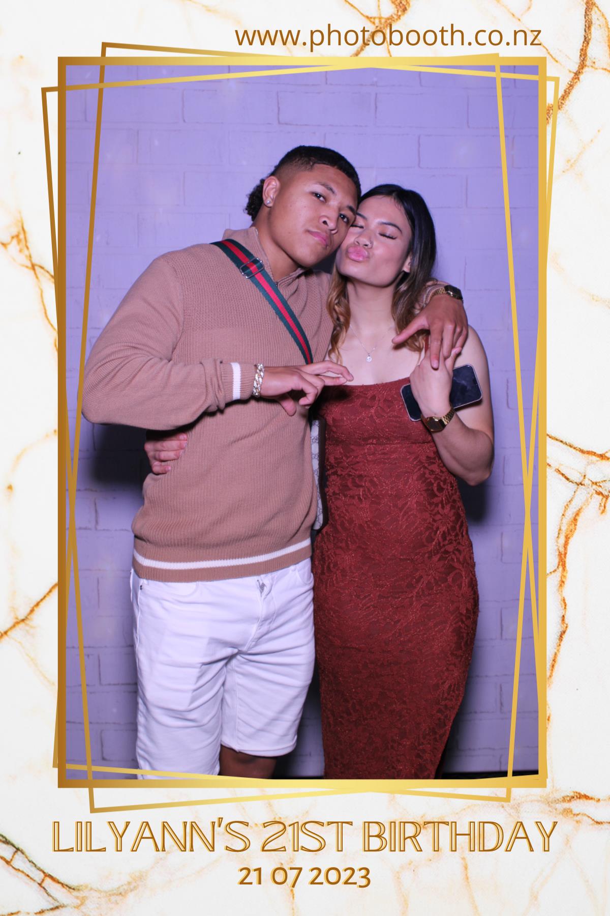 Lilyann's 21st | View more photos from the event at gallery.photobooth.co.nz/u/SelfieCentral/Lilyanns-21st