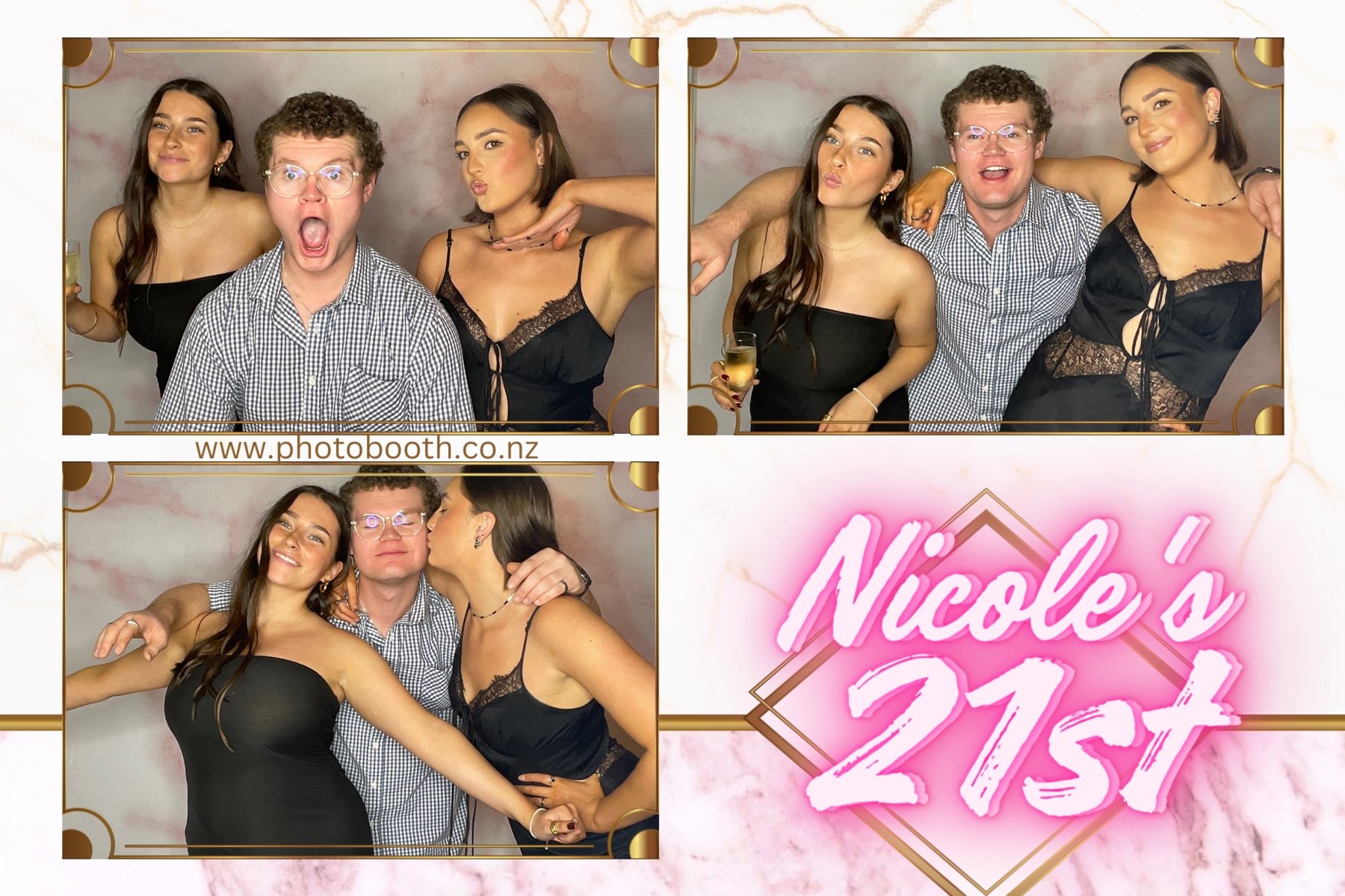 Nicole's 21st | View more photos from the event at gallery.photobooth.co.nz/u/SelfieCentral/Nicoles-21st