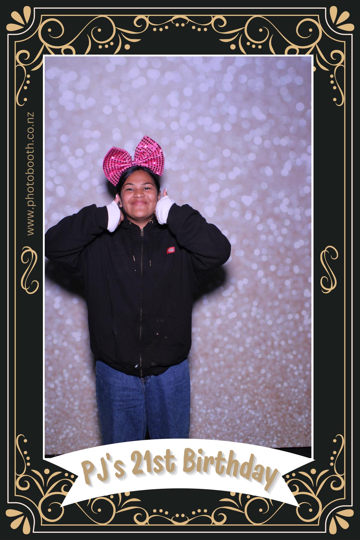 PJ's 21st | View more photos from the event at gallery.photobooth.co.nz/u/SelfieCentral/PJs-21st