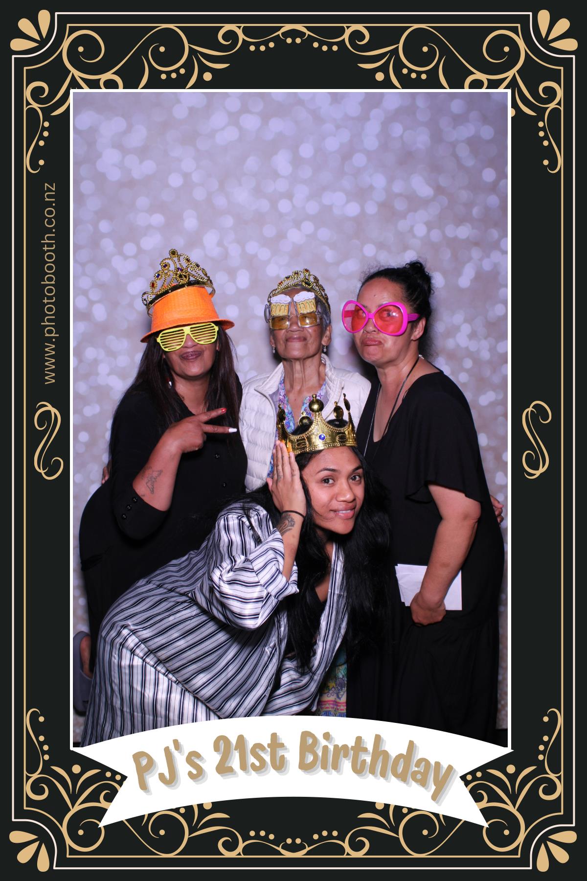 PJ's 21st | View more photos from the event at gallery.photobooth.co.nz/u/SelfieCentral/PJs-21st