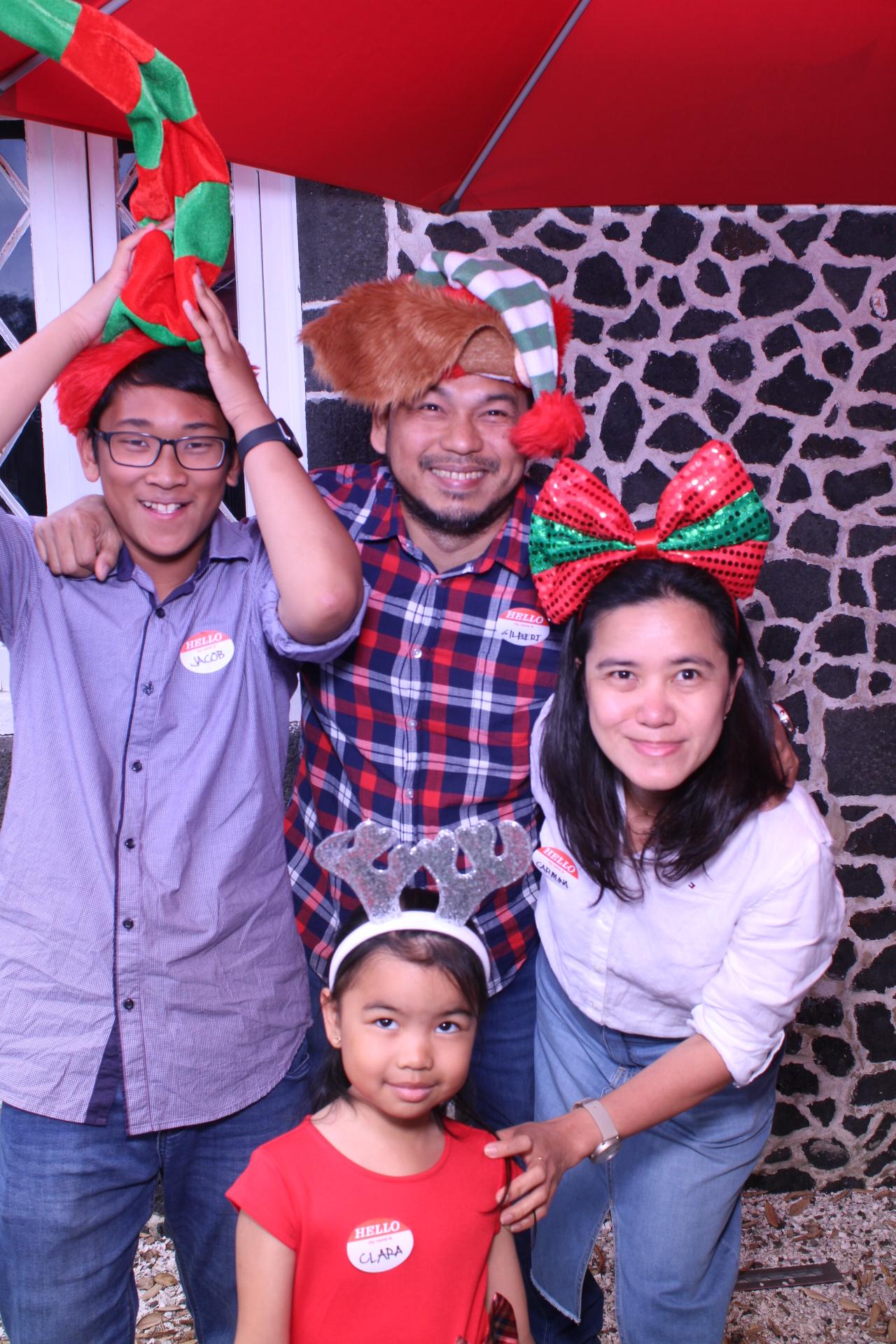 Sektor Christmas Party | View more photos from the event at gallery.photobooth.co.nz/u/SelfieCentral/Sektor-Christmas-Party-0