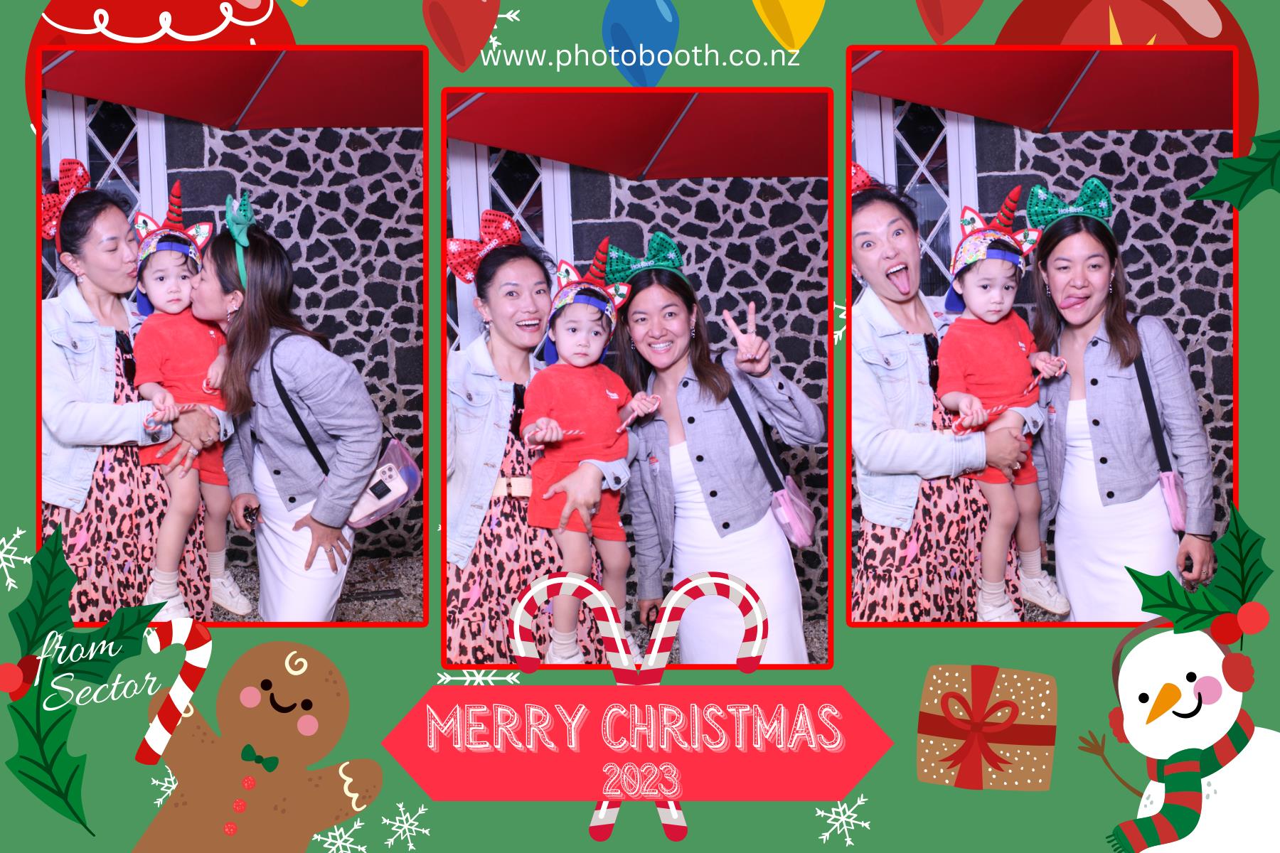 Sektor Christmas Party | View more photos from the event at gallery.photobooth.co.nz/u/SelfieCentral/Sektor-Christmas-Party-0