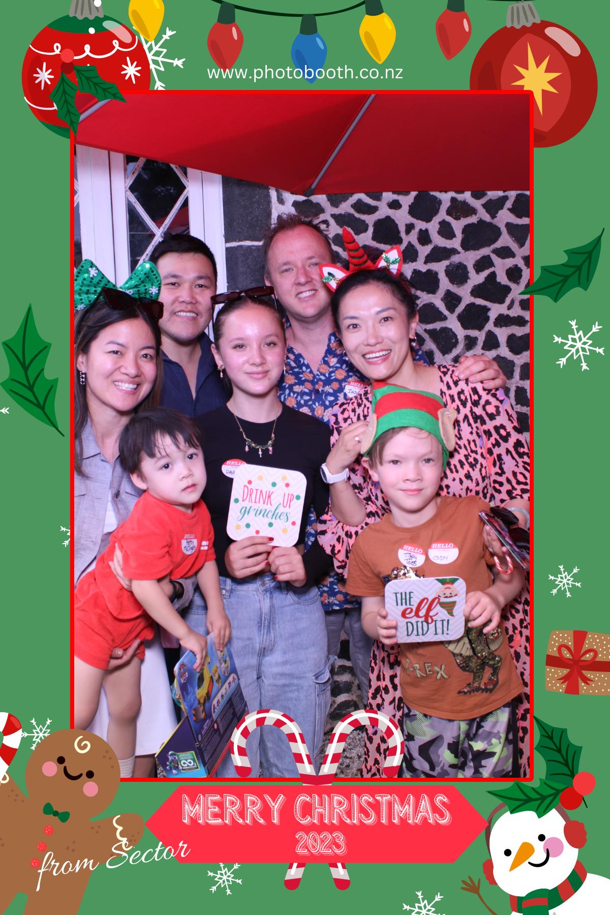 Sektor Christmas Party | View more photos from the event at gallery.photobooth.co.nz/u/SelfieCentral/Sektor-Christmas-Party-0