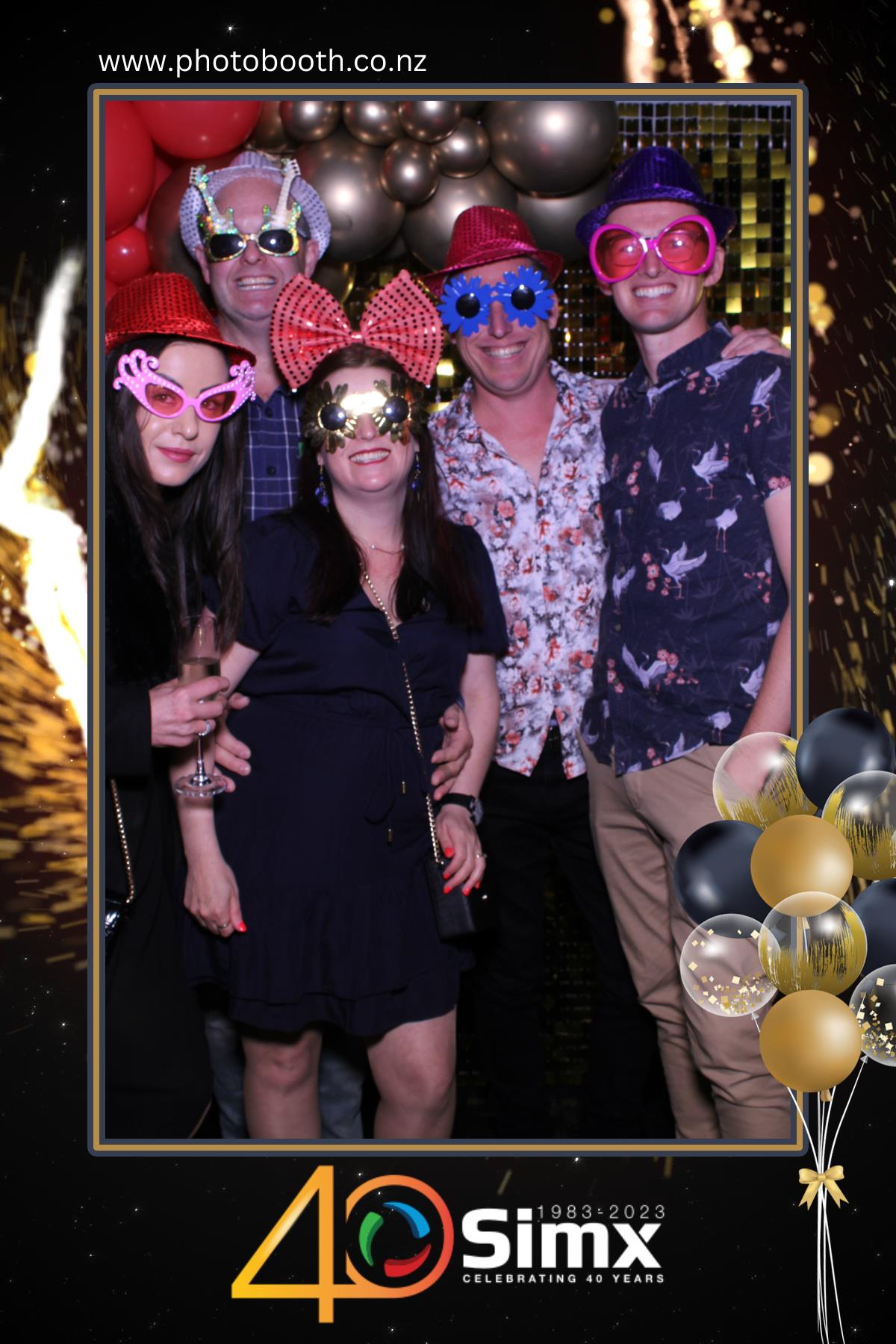 Simx 40th Year Celebration | View more photos from the event at gallery.photobooth.co.nz/u/SelfieCentral/Simx-40th-Year-Celebration