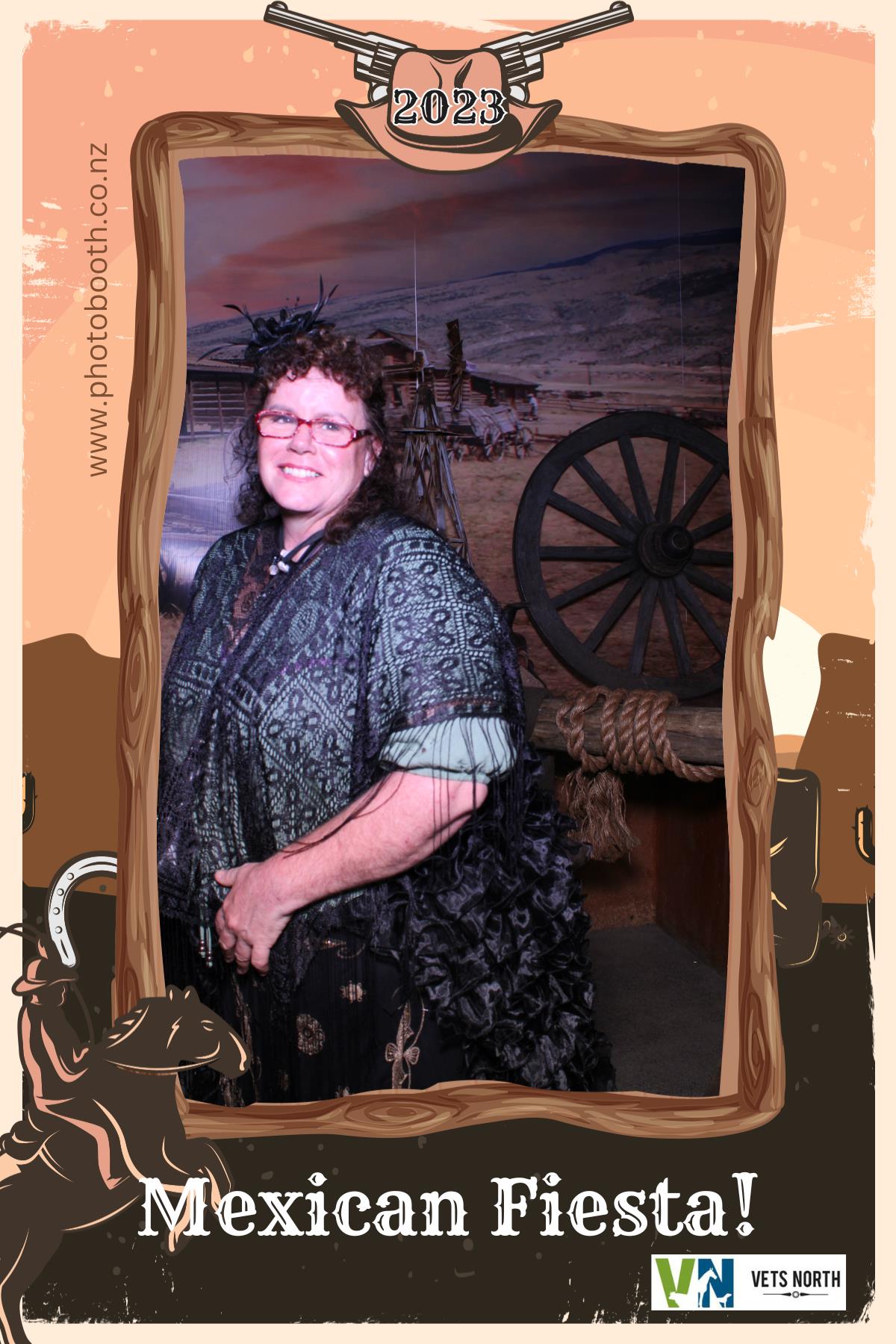 Vets North Christmas Party | View more photos from the event at gallery.photobooth.co.nz/u/SelfieCentral/Vets-North-Christmas-Party