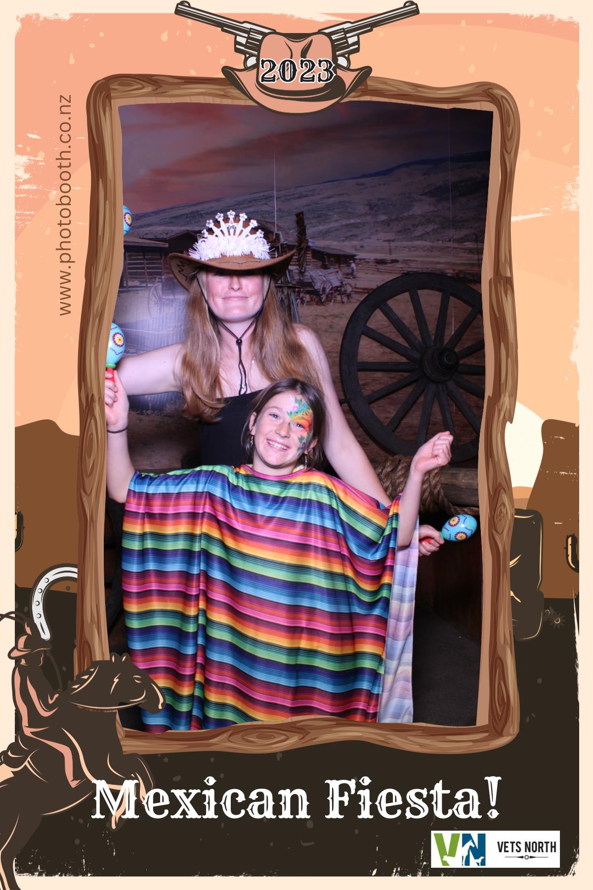 Vets North Christmas Party | View more photos from the event at gallery.photobooth.co.nz/u/SelfieCentral/Vets-North-Christmas-Party