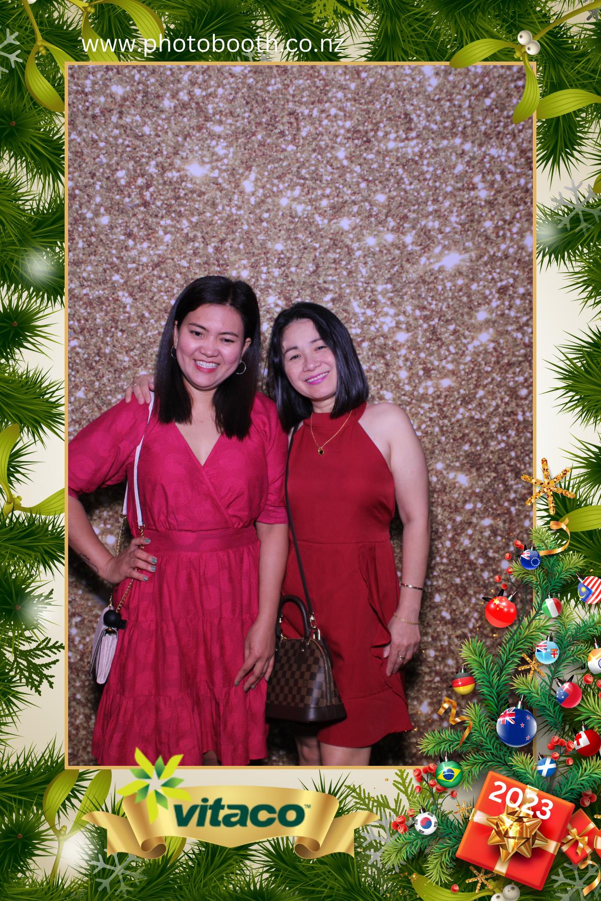 Vitaco Christmas Party | View more photos from the event at gallery.photobooth.co.nz/u/SelfieCentral/Vitaco-Christmas-Party-0