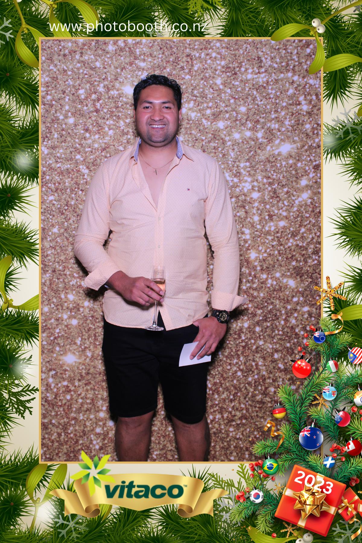 Vitaco Christmas Party | View more photos from the event at gallery.photobooth.co.nz/u/SelfieCentral/Vitaco-Christmas-Party-0