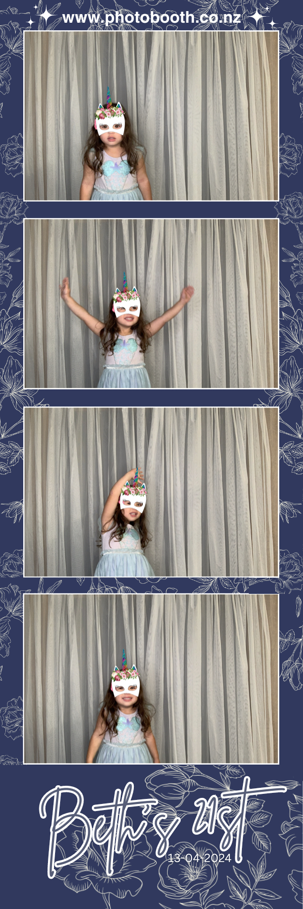 Beth's 21st | View more photos from the event at gallery.photobooth.co.nz/u/SelfieCentral/Beths-21st