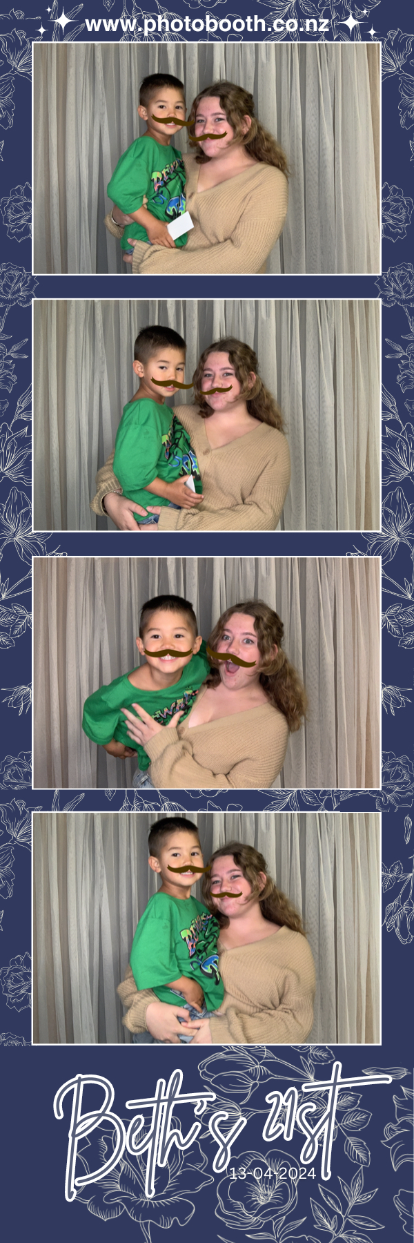 Beth's 21st | View more photos from the event at gallery.photobooth.co.nz/u/SelfieCentral/Beths-21st