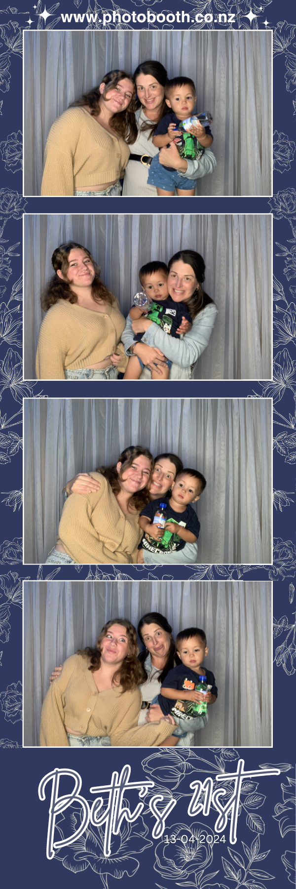 Beth's 21st | View more photos from the event at gallery.photobooth.co.nz/u/SelfieCentral/Beths-21st
