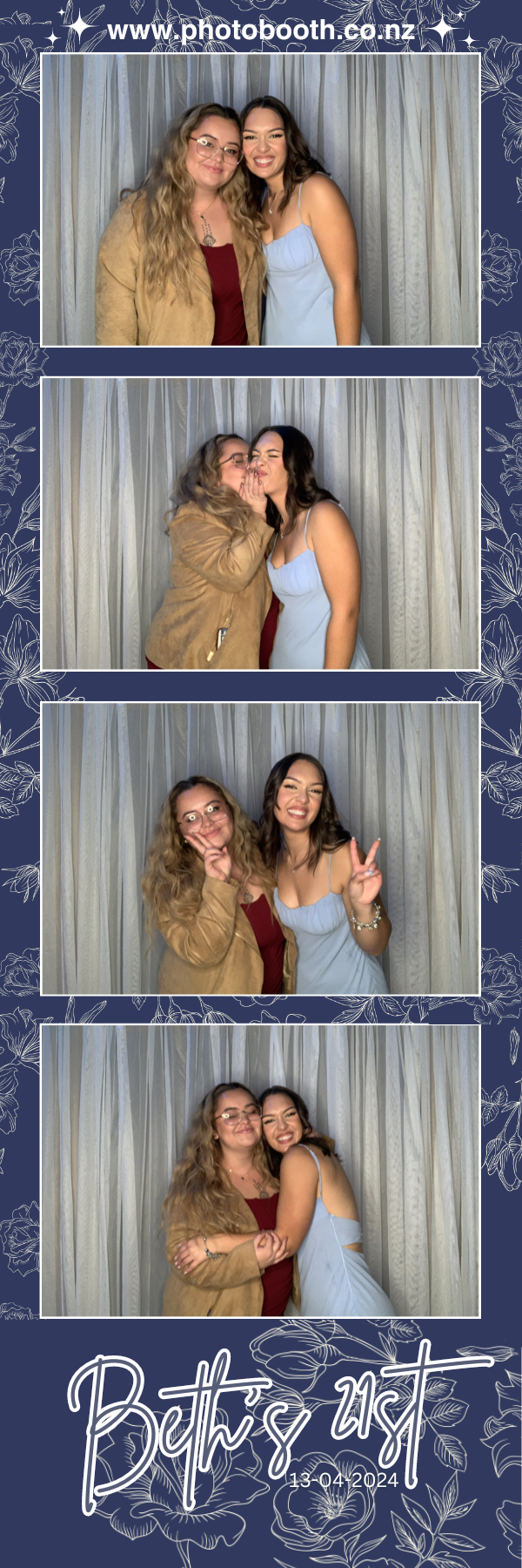 Beth's 21st | View more photos from the event at gallery.photobooth.co.nz/u/SelfieCentral/Beths-21st